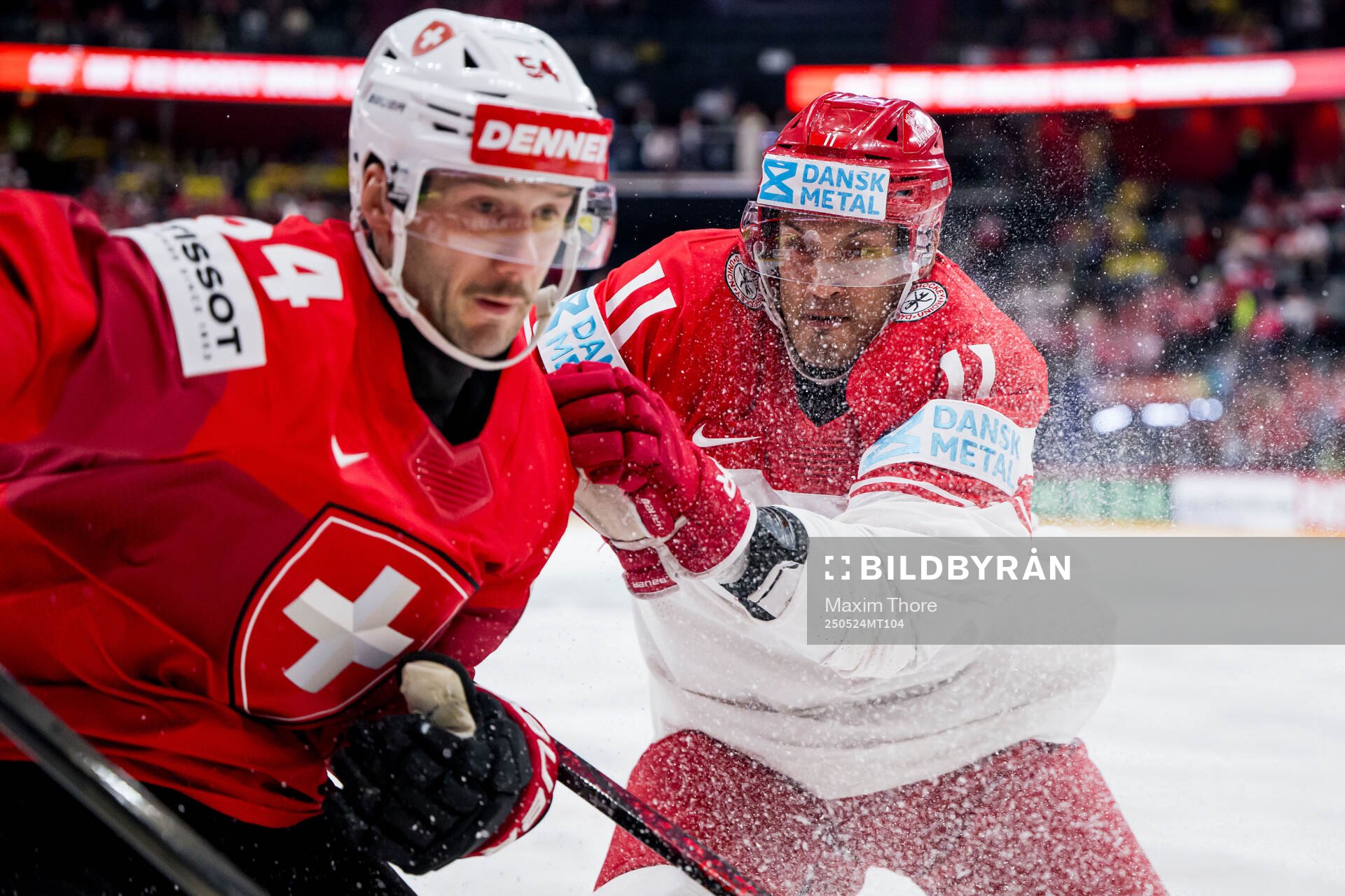 Christian Marti of Switzerland and Alexander True of Denmark