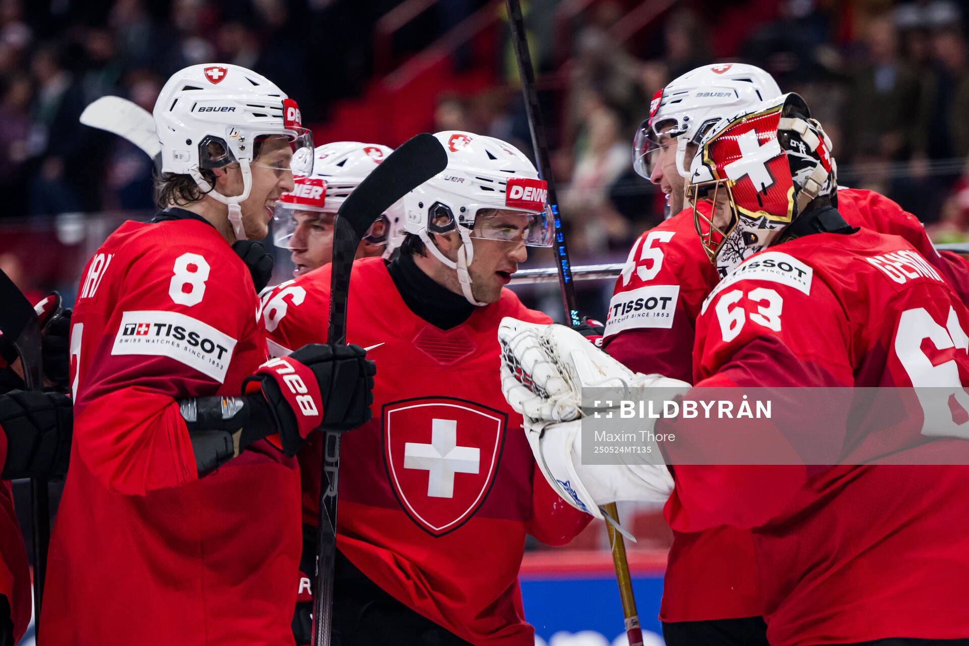 Leonardo Genoni of Switzerland celebrates