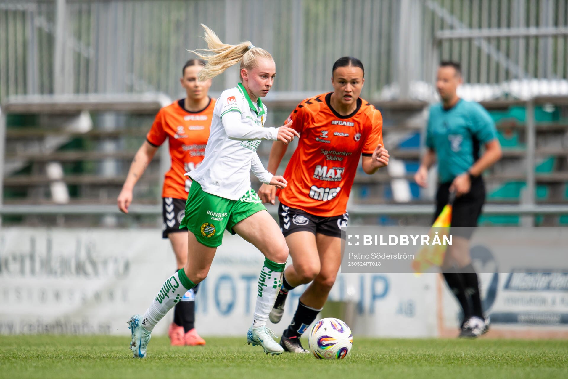 Hammarbys Emilie Joramo och Kristianstads DFFs Amy Sayer