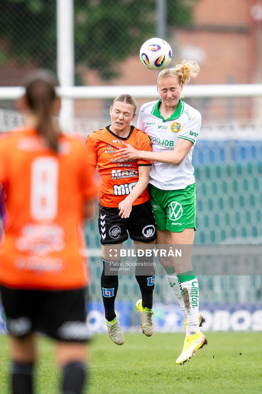 Kristianstads DFFs Beata Olsson och Hammarbys Emilie