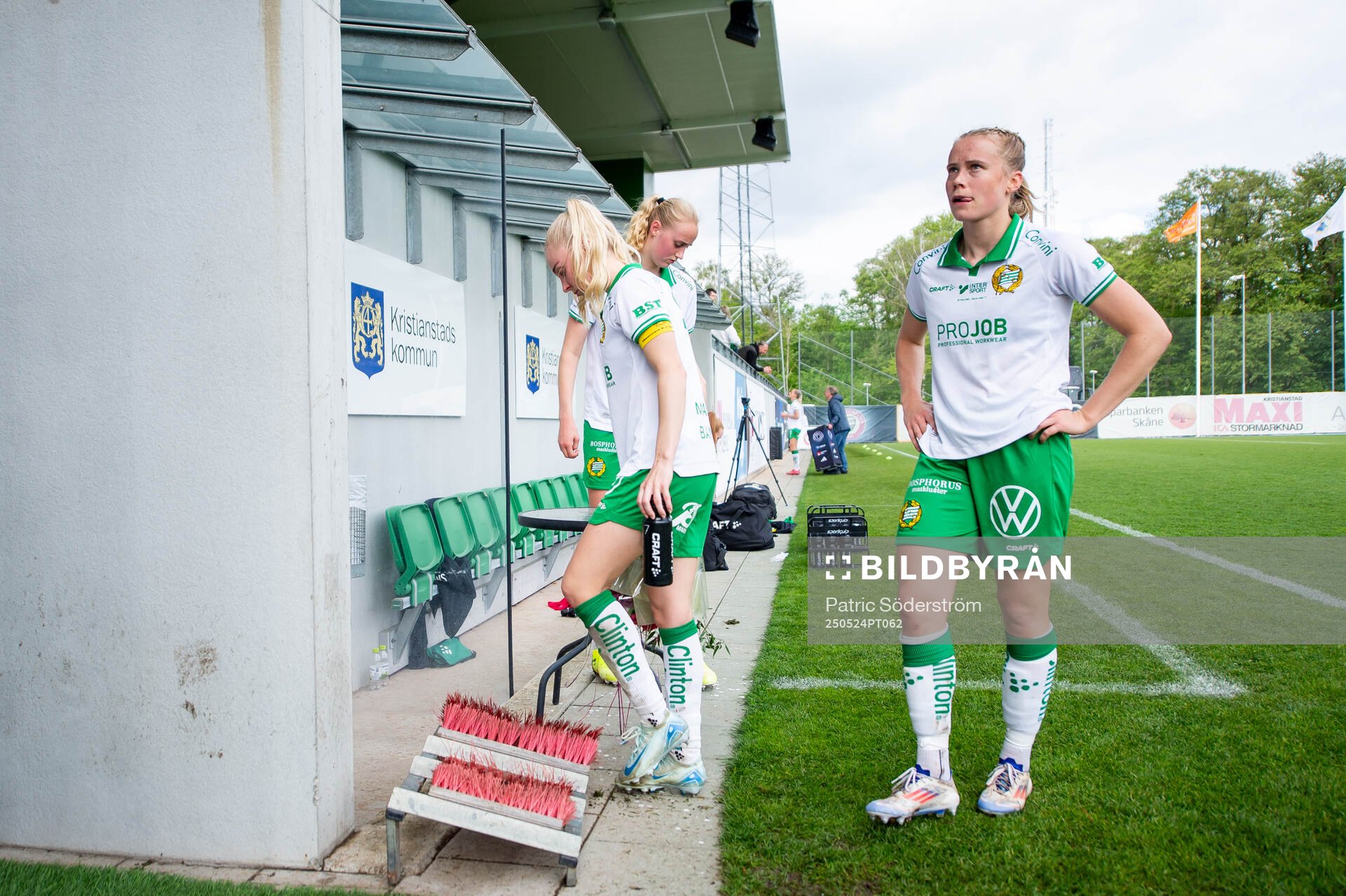 Hammarbys Emilie Joramo och Julie Blakstad deppar