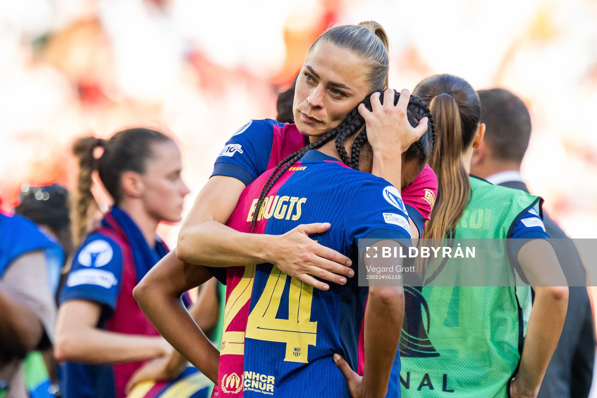 Fridolina Rolfö and Esmee Brugts of Barcelona look dejected