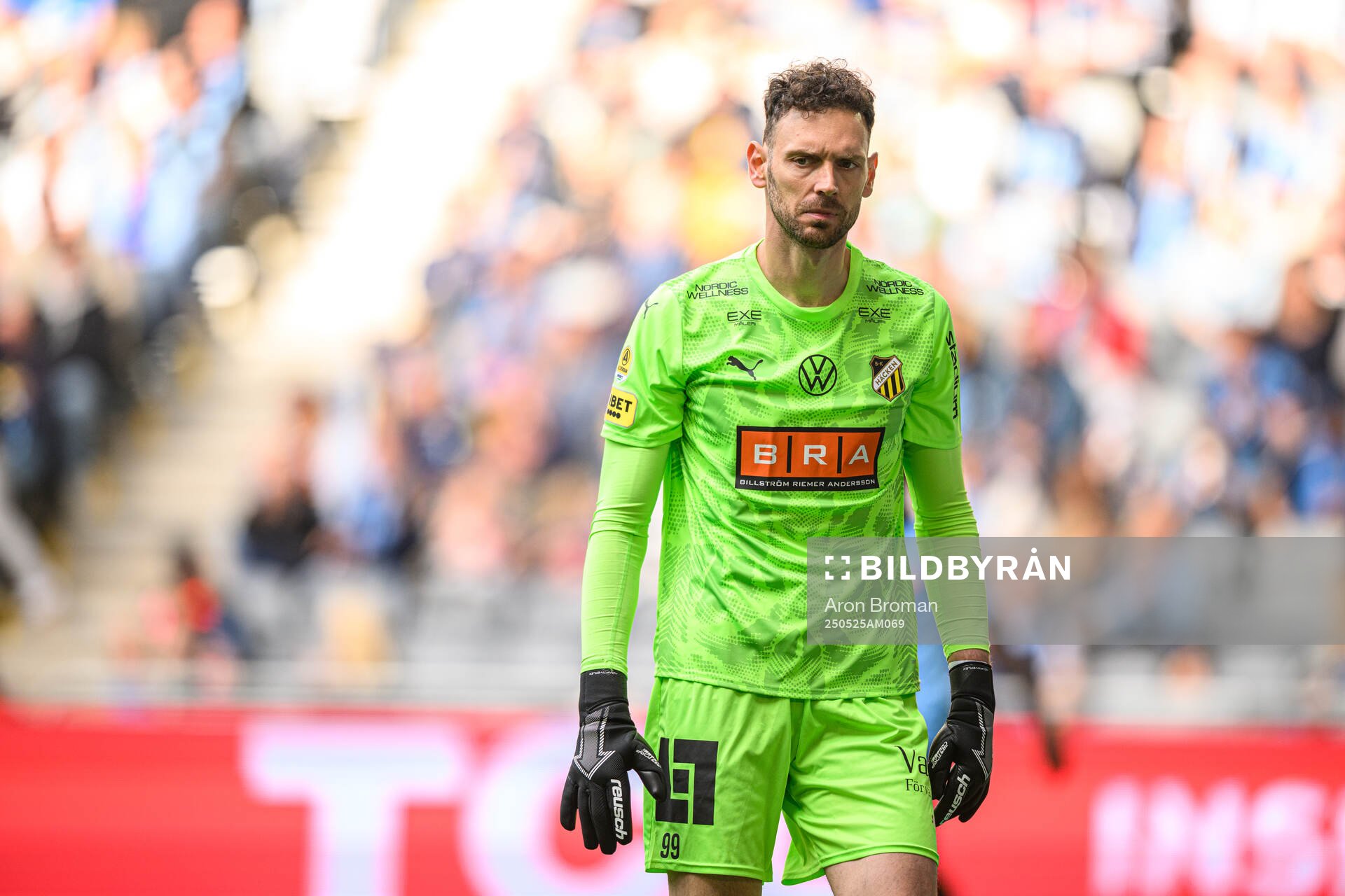 Häckens målvakt Etrit Berisha under fotbollsmatchen i Allsvenskan mellan Djurgården och Häcken den 25 maj 2025 i Stockholm. 