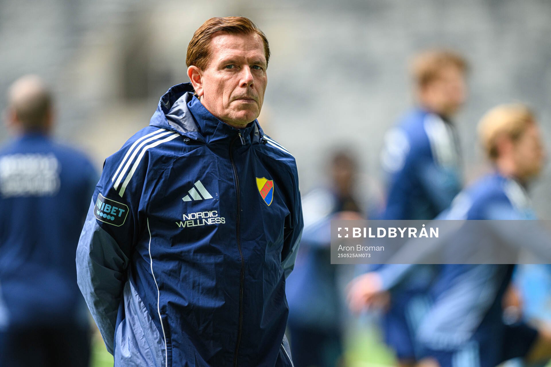 Djurgårdens assisterande tränare Christer Mattiasson inför fotbollsmatchen i Allsvenskan mellan Djurgården och Häcken den 25 maj 2025 i Stockholm.
