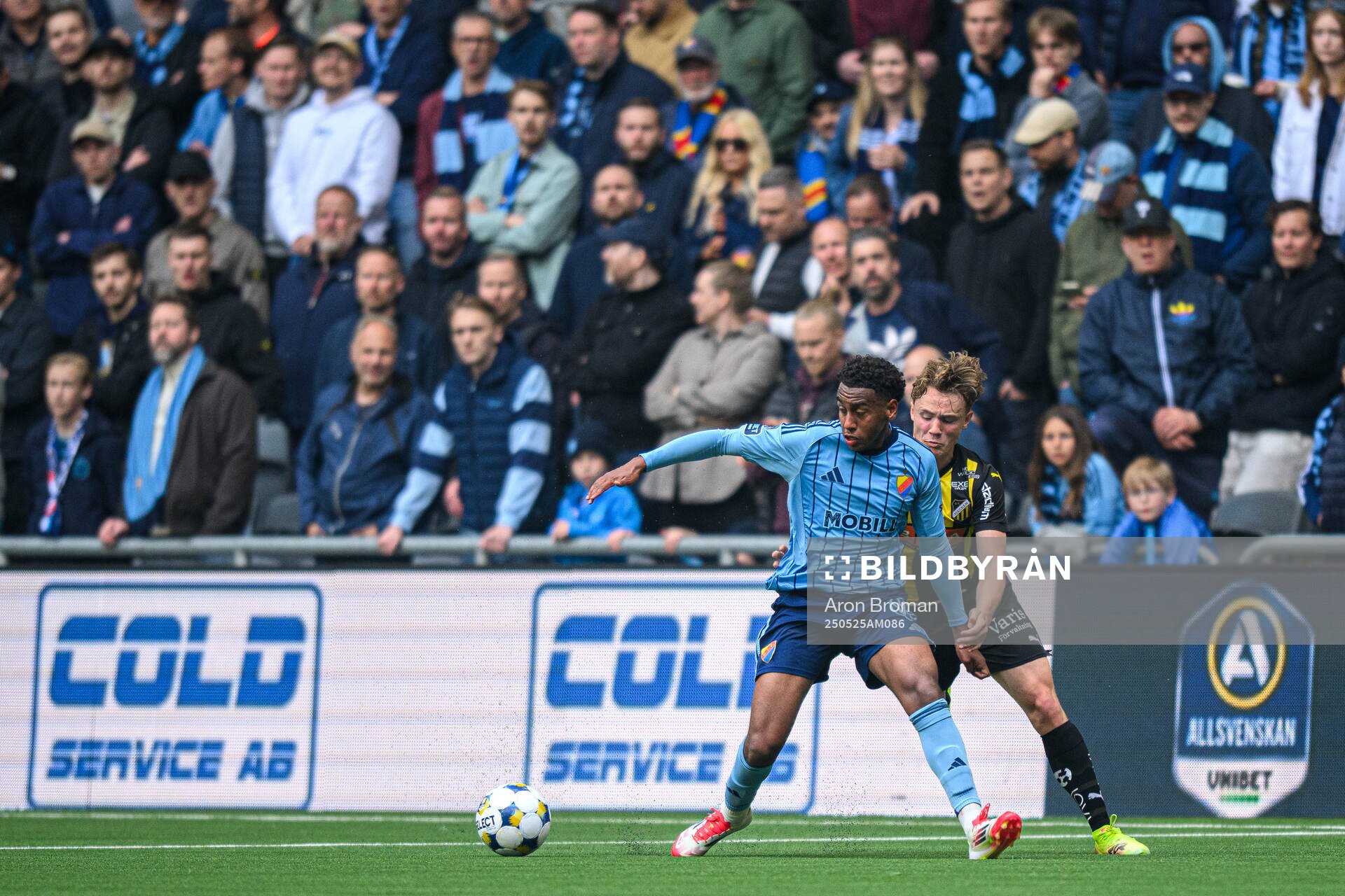 Djurgårdens Isak Alemayehu Mulugeta och Häckens Filip