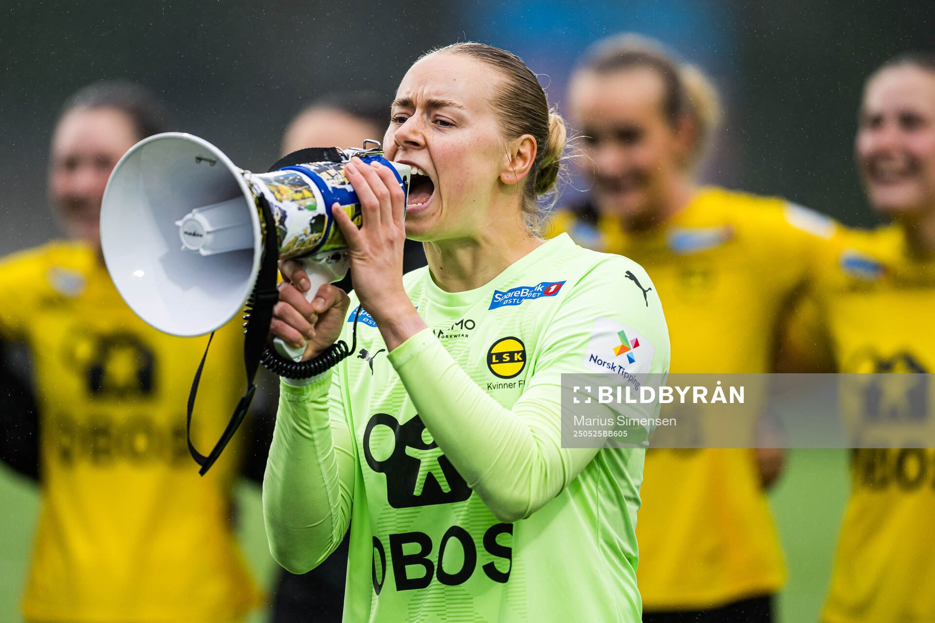 Klara Thorsrud Sporsem of LSK Kvinner celebrates