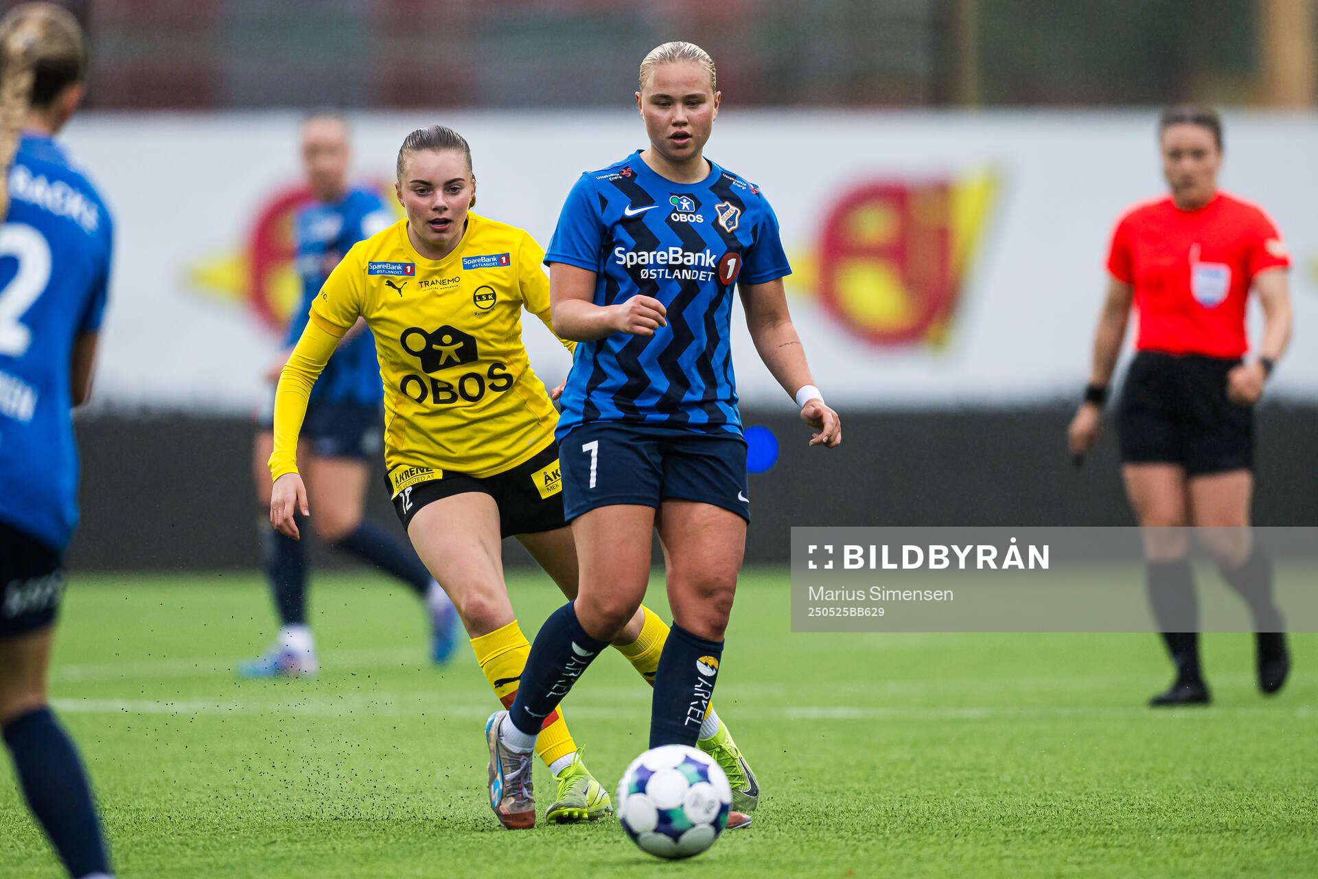 Christina Louise Herseth of LSK Kvinner and Mathea Berg-Solemdal of Stabæk during the Toppserien football match between Stabæk and LSK Kvinner on May 25, 2025 in Bekkestua.