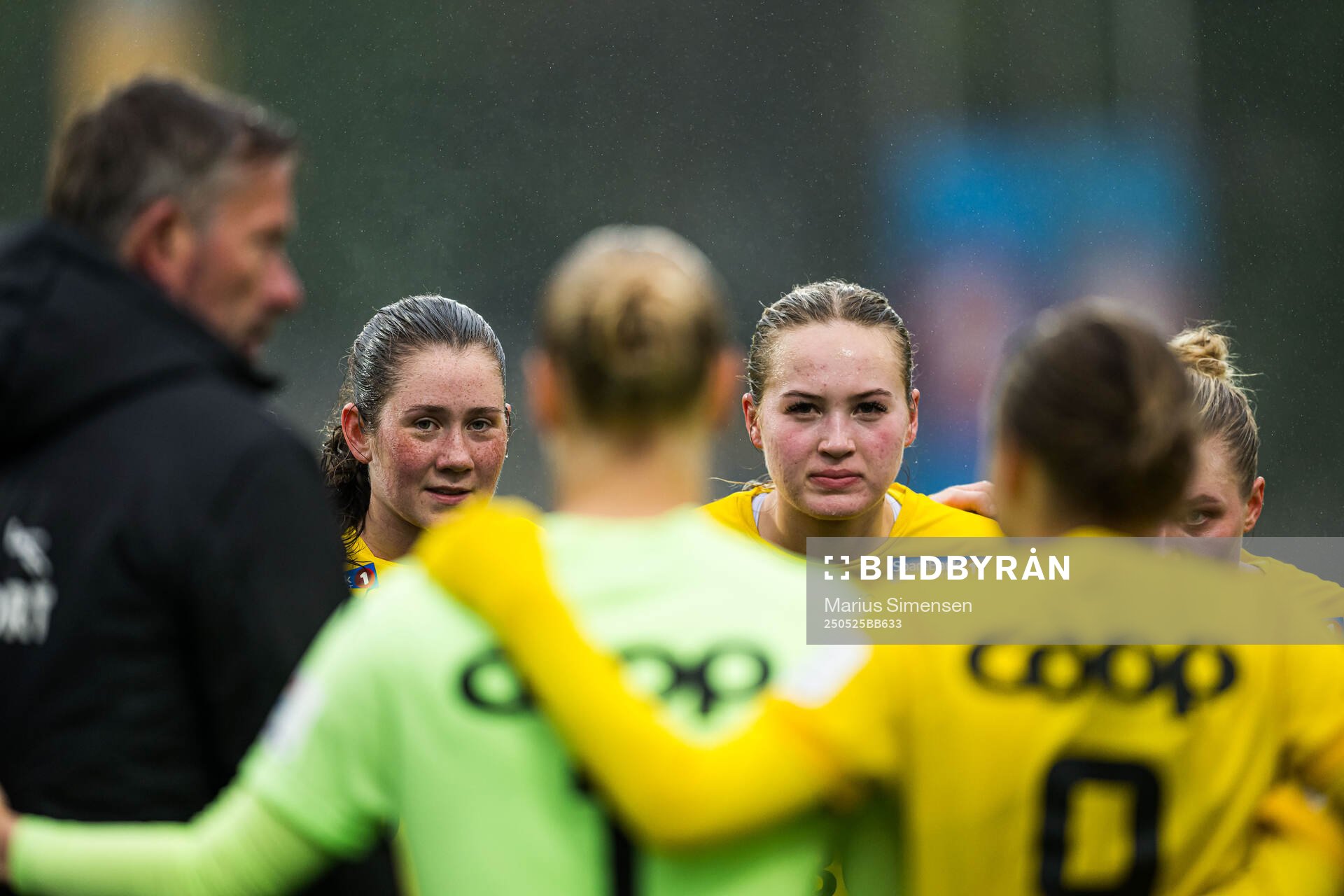 Carina Wik Alfredsen and Oda Mathilde Johansen of LSK Kvinner after the Toppserien football match between Stabæk and LSK Kvinner on May 25, 2025 in Bekkestua.