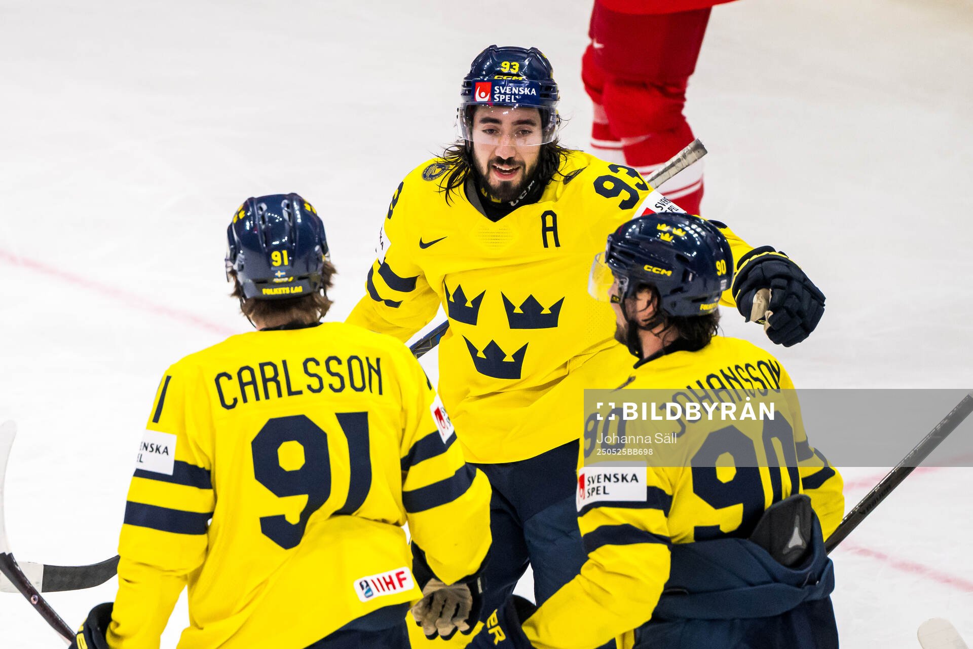 Leo Carlsson, Mika Zibanejad and Marcus Johansson of Sweden