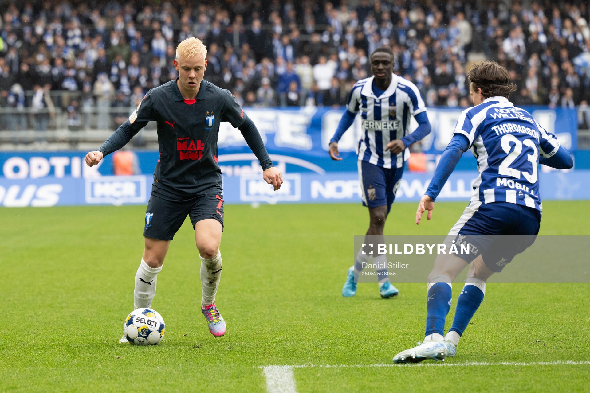 Malmö FFs Otto Rosengren  under fotbollsmatchen i Allsvenskan mellan IFK Göteborg och Malmö FF den 25 maj 2025 i Göteborg. 