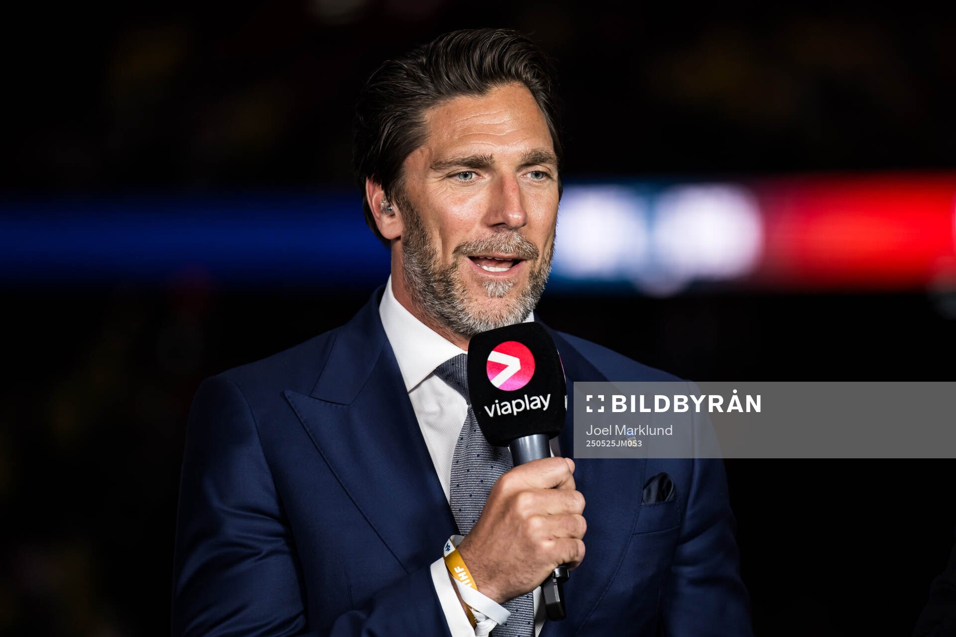 Henrik Lundqvist is interviewed in the studio of Swedish