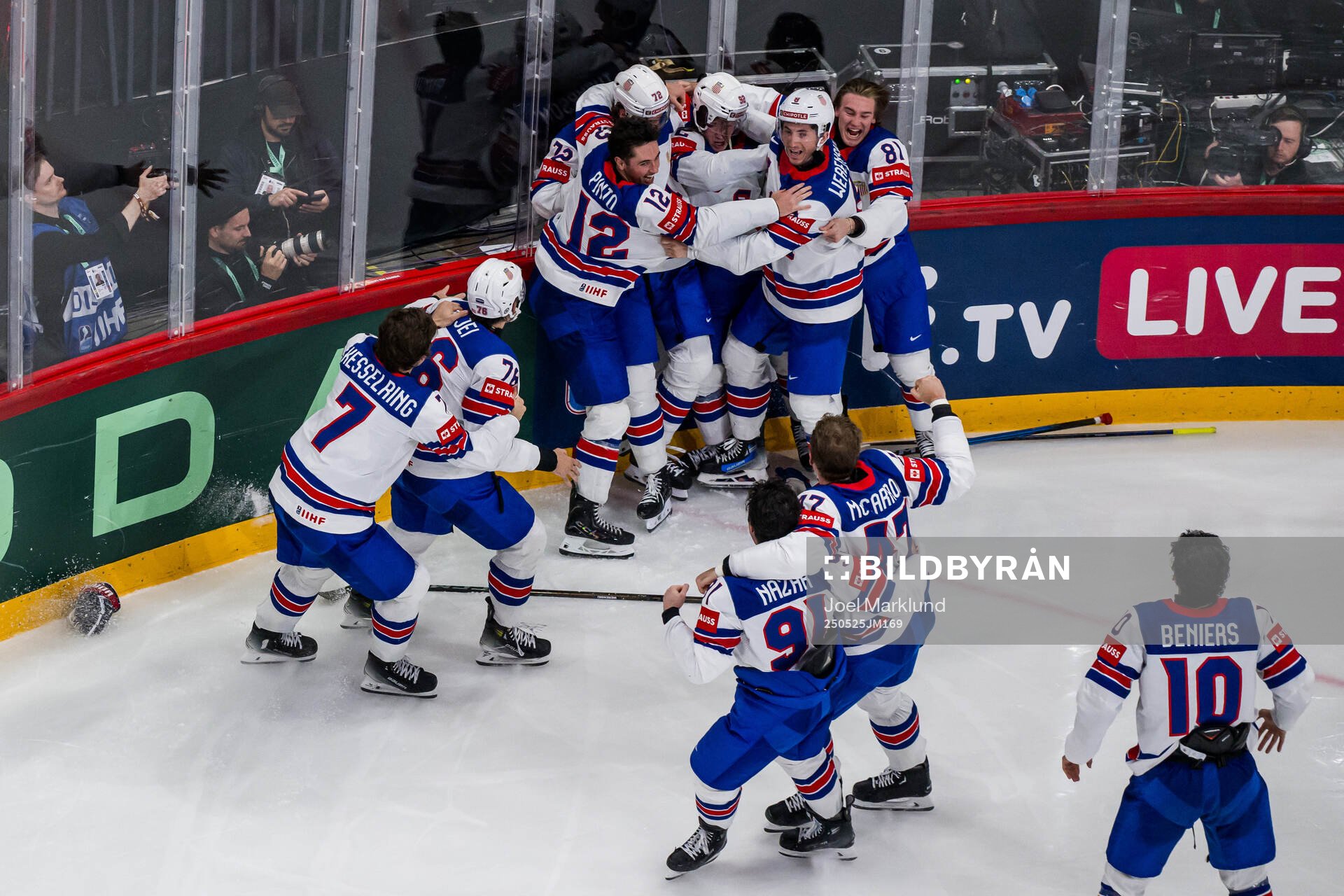 Tage Thompson of USA celebrates with team mates