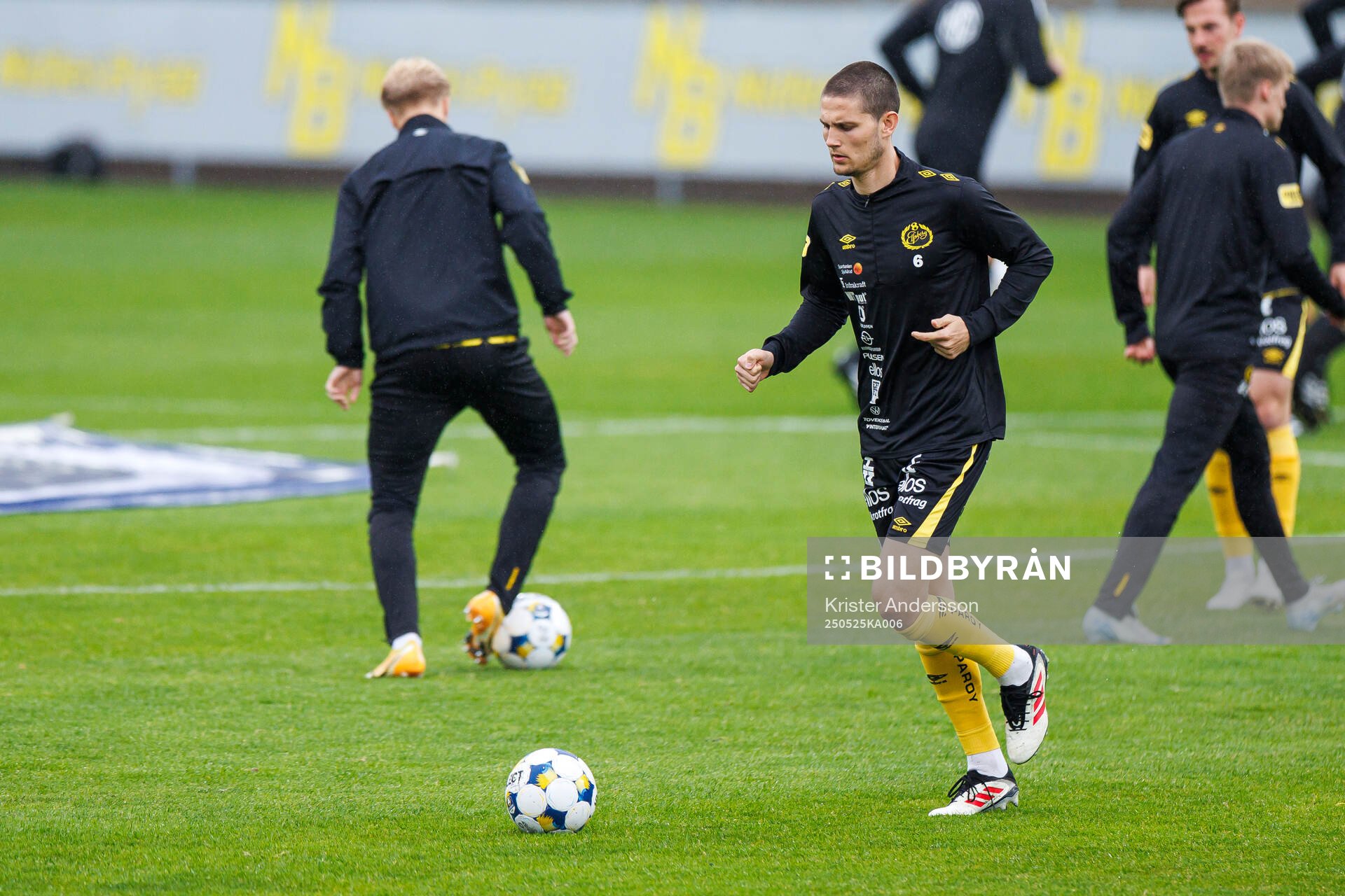 Elfsborgs Rasmus Wikström inför fotbollsmatchen i Allsvenskan mellan Halmstad och Elfsborg den 25 maj 2025 i Halmstad. 