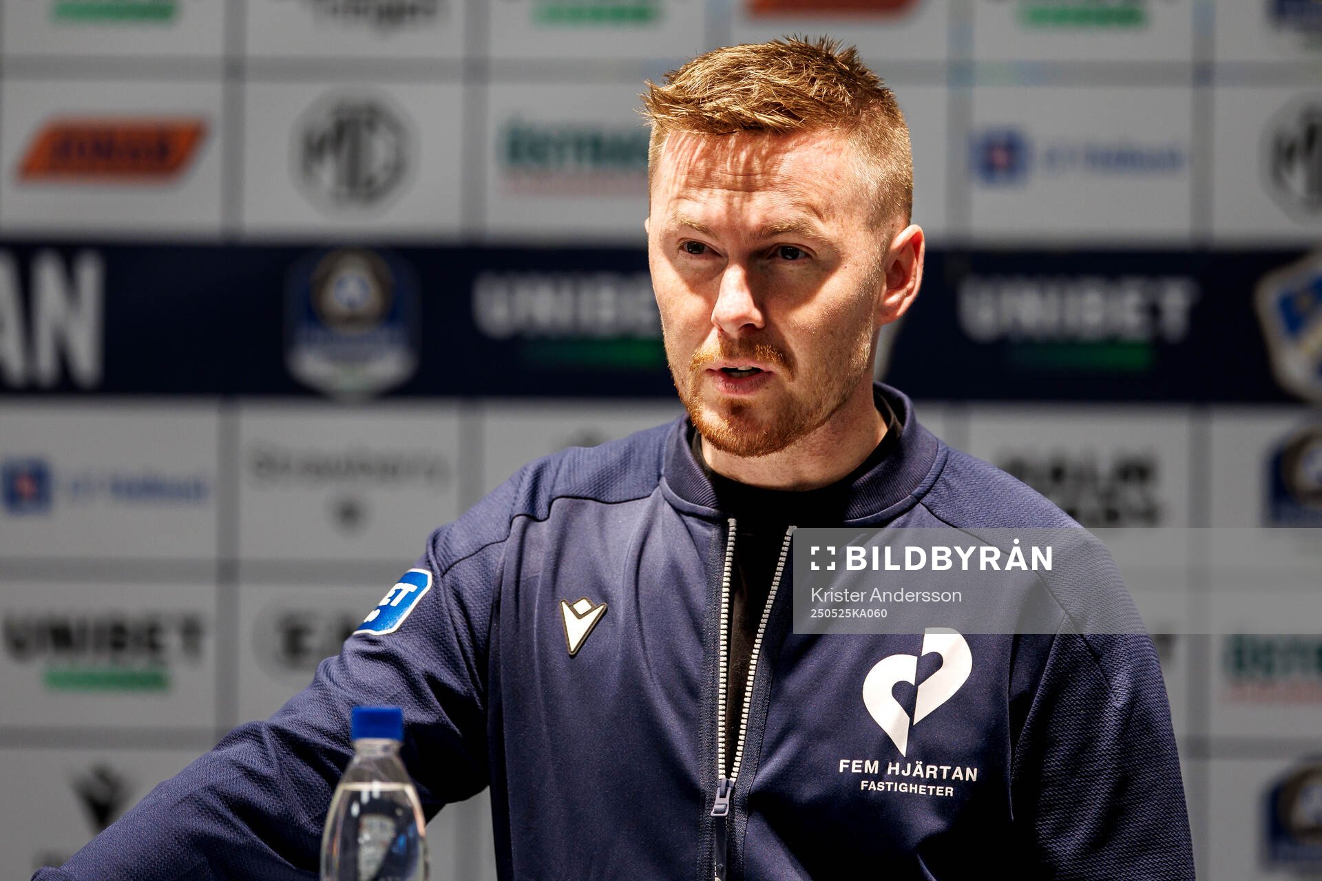 Halmstads tränare Johan Lindholm efter fotbollsmatchen i Allsvenskan mellan Halmstad och Elfsborg den 25 maj 2025 i Halmstad. 