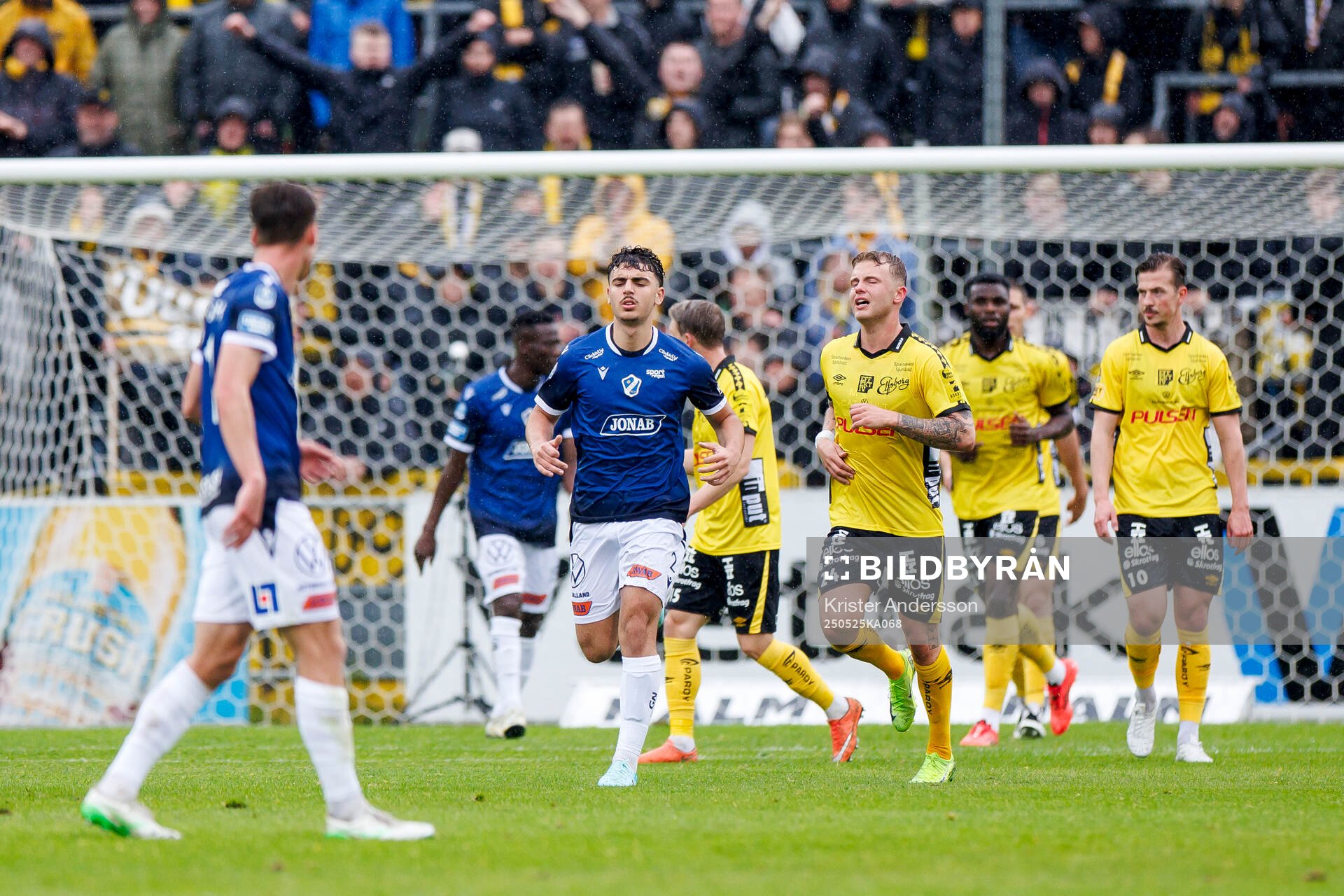 Halmstads Bleon Kurtulus under fotbollsmatchen i Allsvenskan mellan Halmstad och Elfsborg den 25 maj 2025 i Halmstad. 