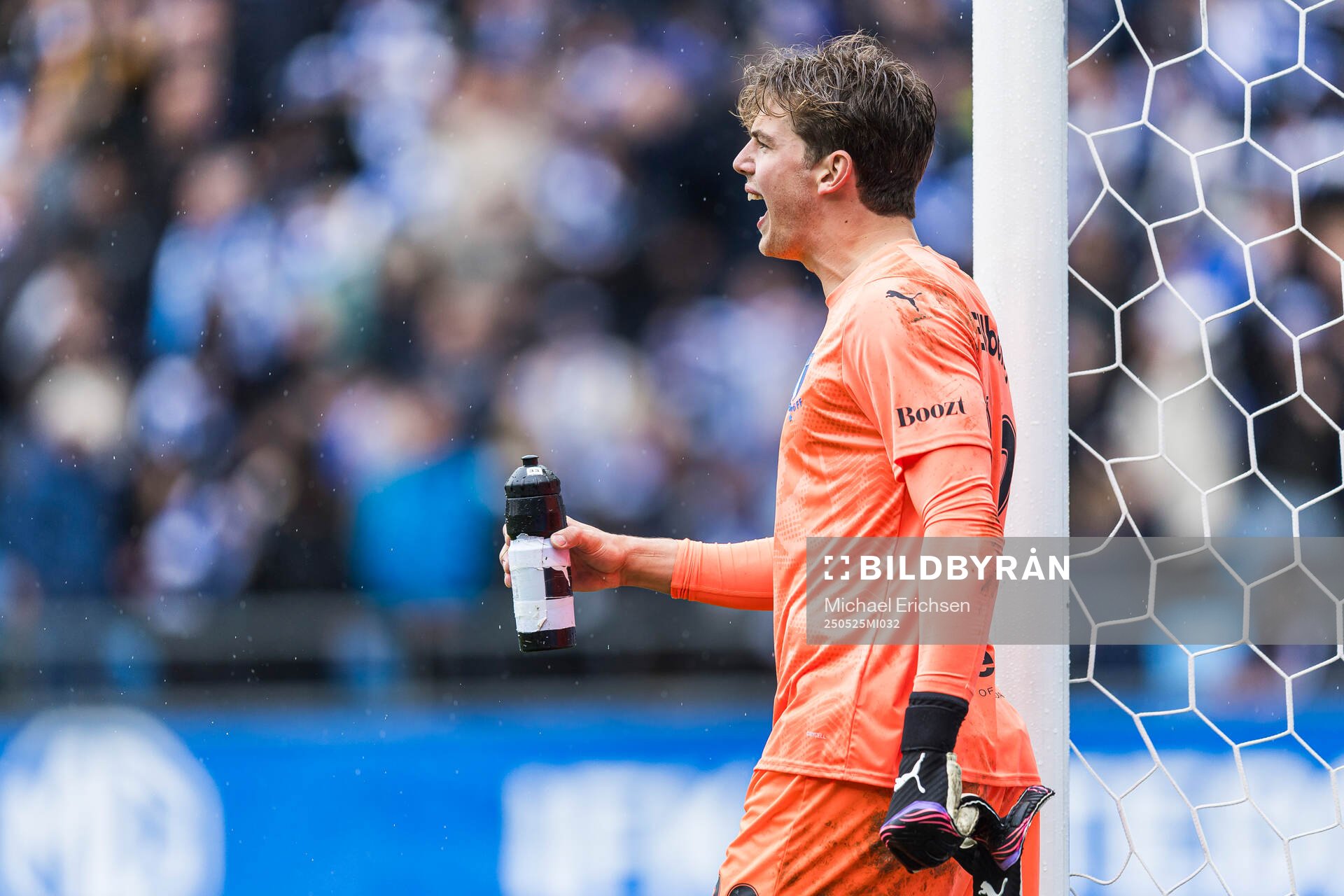 Malmö FFs målvakt Melker Ellborg deppar