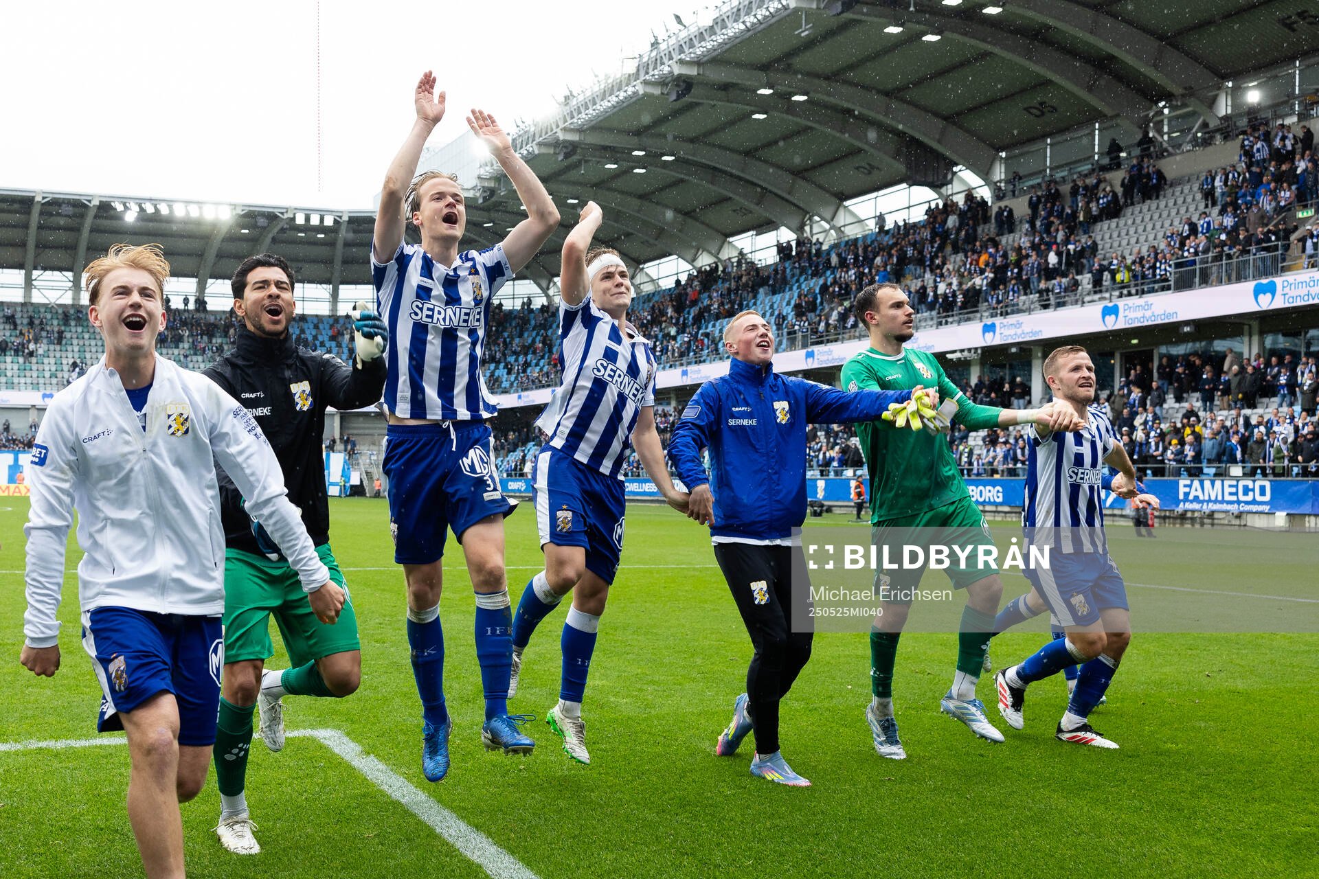 IFK Göteborgs spelare jublar efter fotbollsmatchen i Allsvenskan mellan IFK Göteborg och Malmö FF den 25 maj 2025 i Göteborg. 