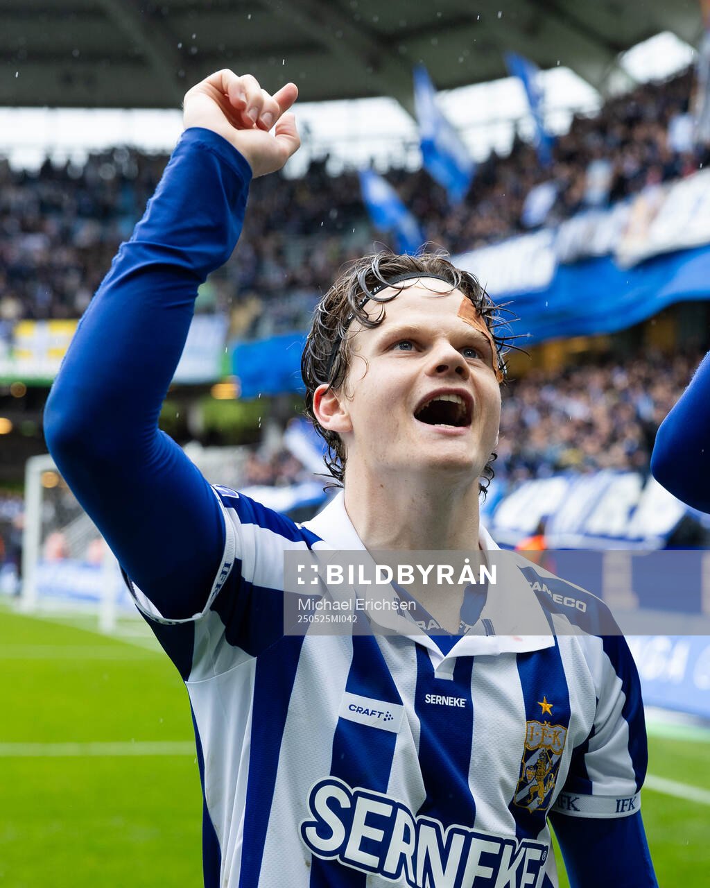 IFK Göteborgs Kolbeinn Thordarson jublar efter fotbollsmatchen i Allsvenskan mellan IFK Göteborg och Malmö FF den 25 maj 2025 i Göteborg.