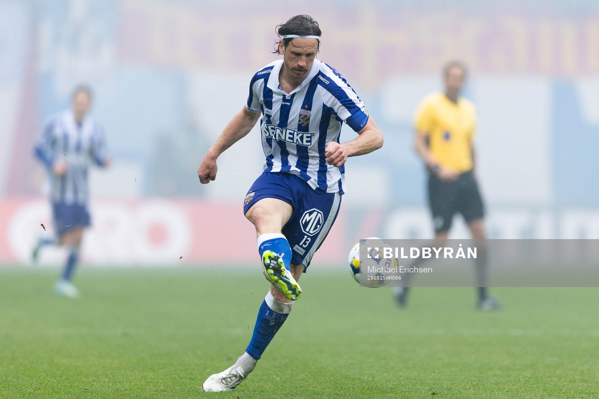 IFK Göteborgs Gustav Svensson under fotbollsmatchen i Allsvenskan mellan IFK Göteborg och Malmö FF den 25 maj 2025 i Göteborg. 