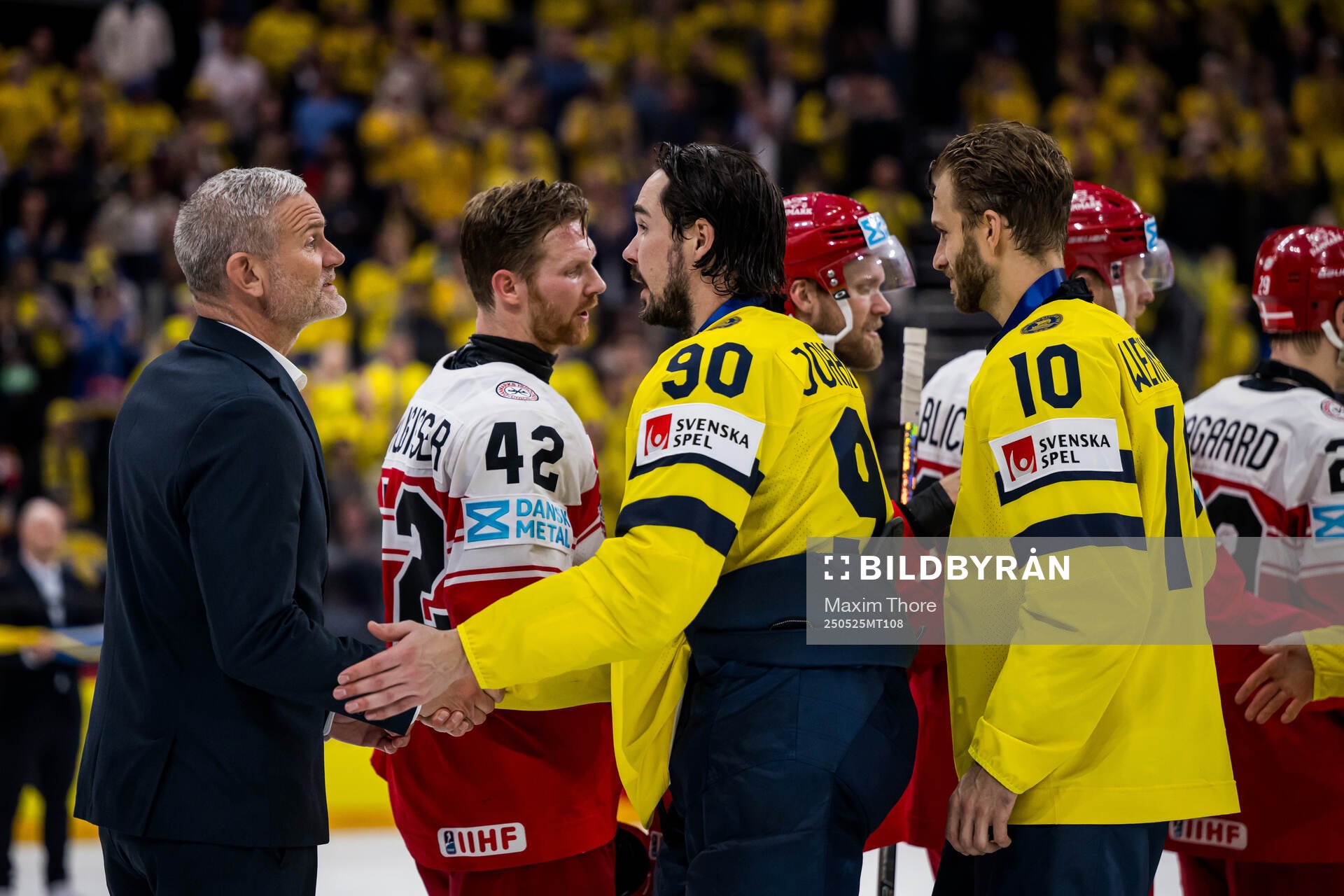 Head coach Mikael Gath of Denmark and Marcus Johansson of
