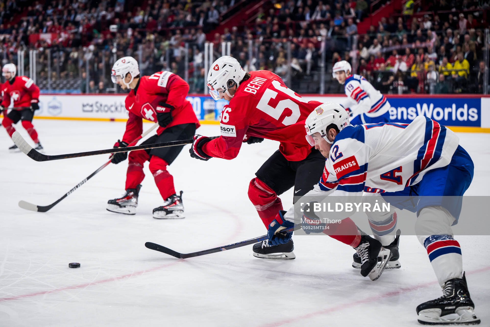 Tim Berni of Switzerland and Shane Pinto of USA