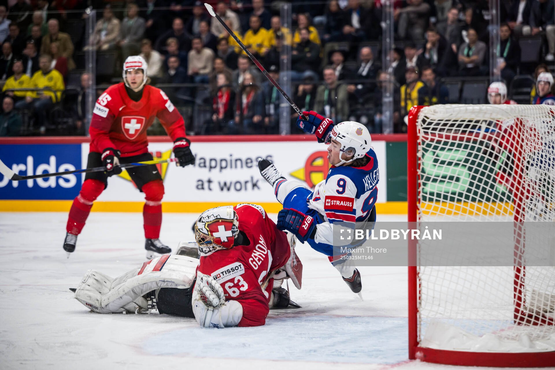 Goaltender Leonardo Genoni and Clayton Keller of USA