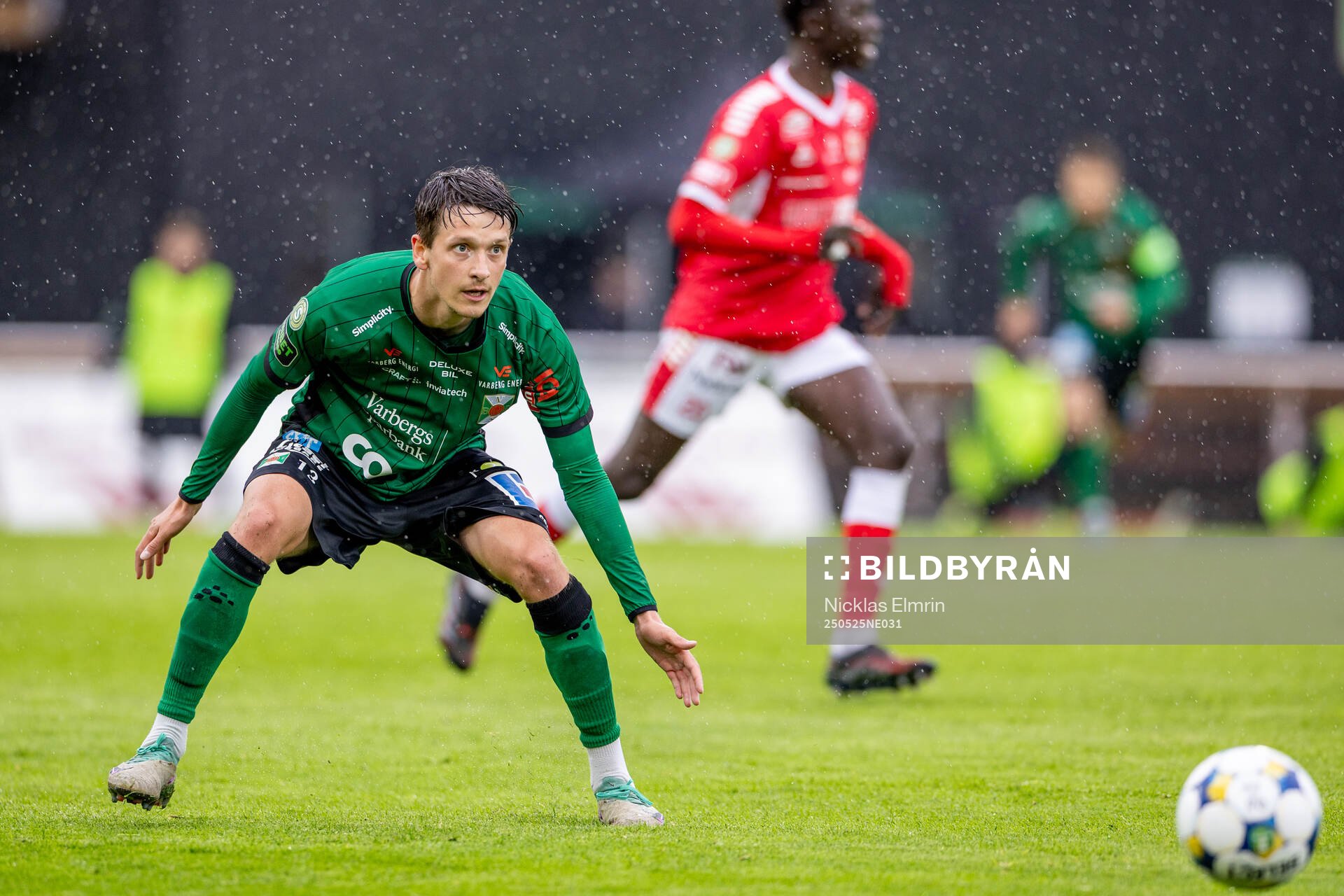 Varbergs Olle Edlund under fotbollsmatchen i Superettan mellan Varberg och Kalmar den 25 maj 2025 i Varberg. 