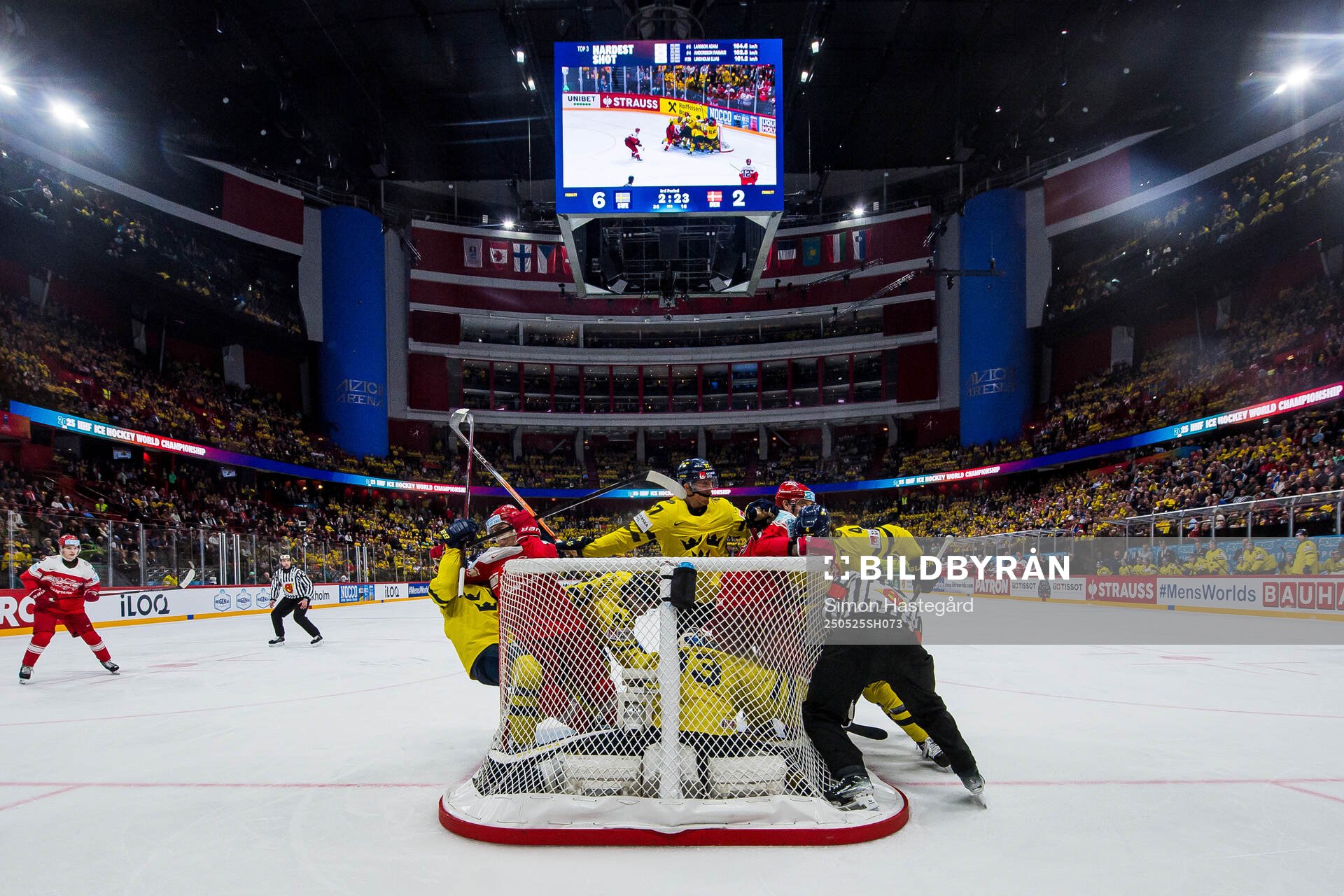 Erik Gustafsson and Isac Lundeström of Sweden