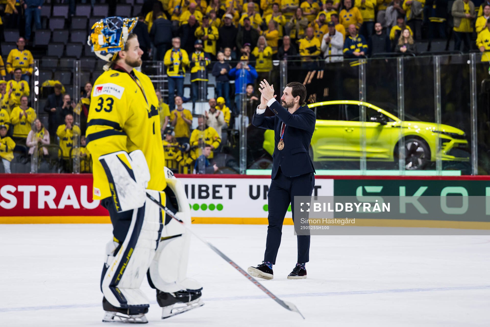 Goaltender Samuel Ersson and Filip Forsberg of Sweden with