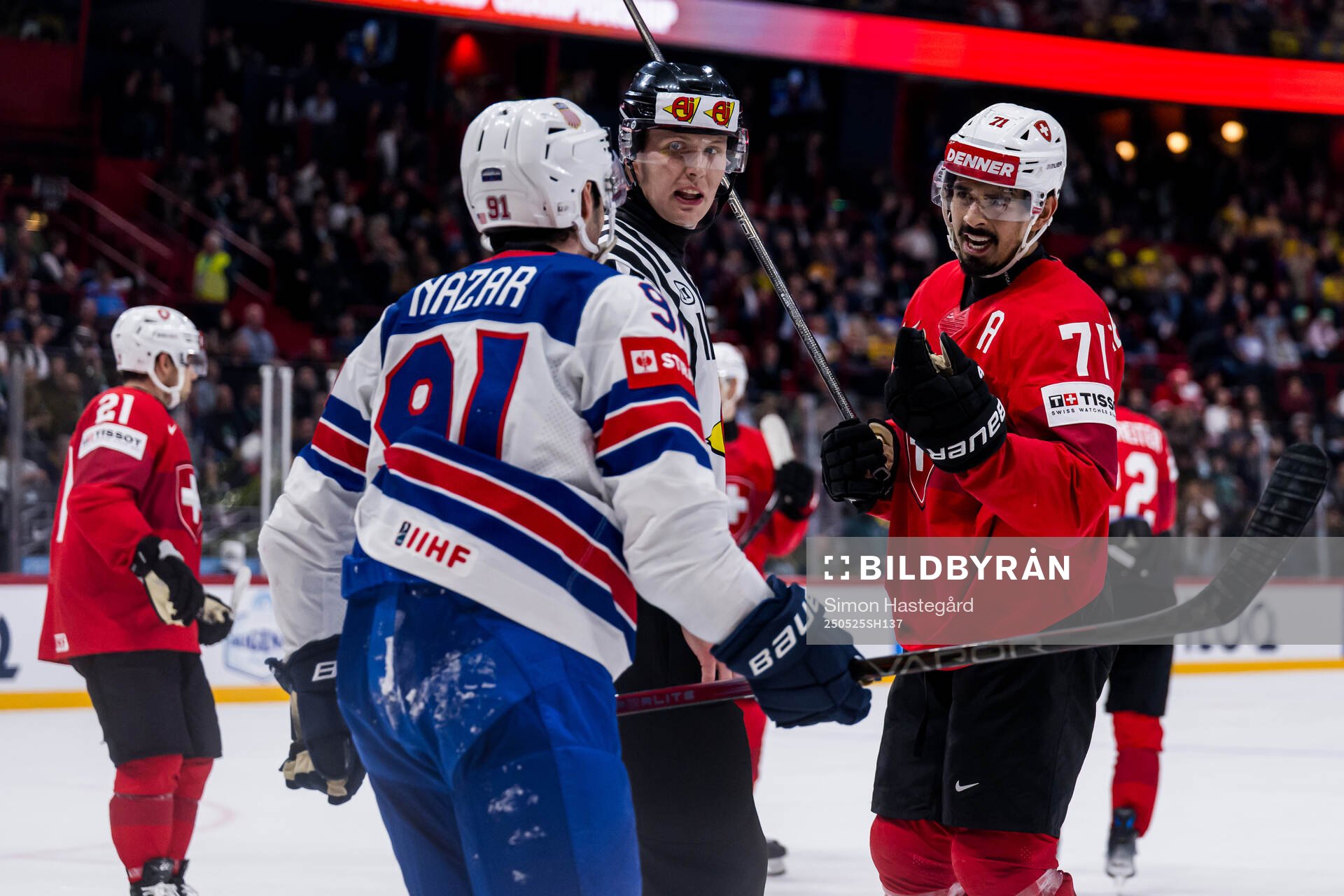 Frank Nazar of USA and Jonas Siegenthaler of Switzerland