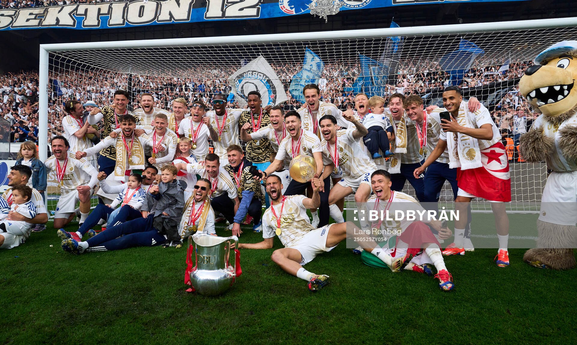 COPENHAGEN, DENMARK - MAY 25: The players of FC Copenhagen