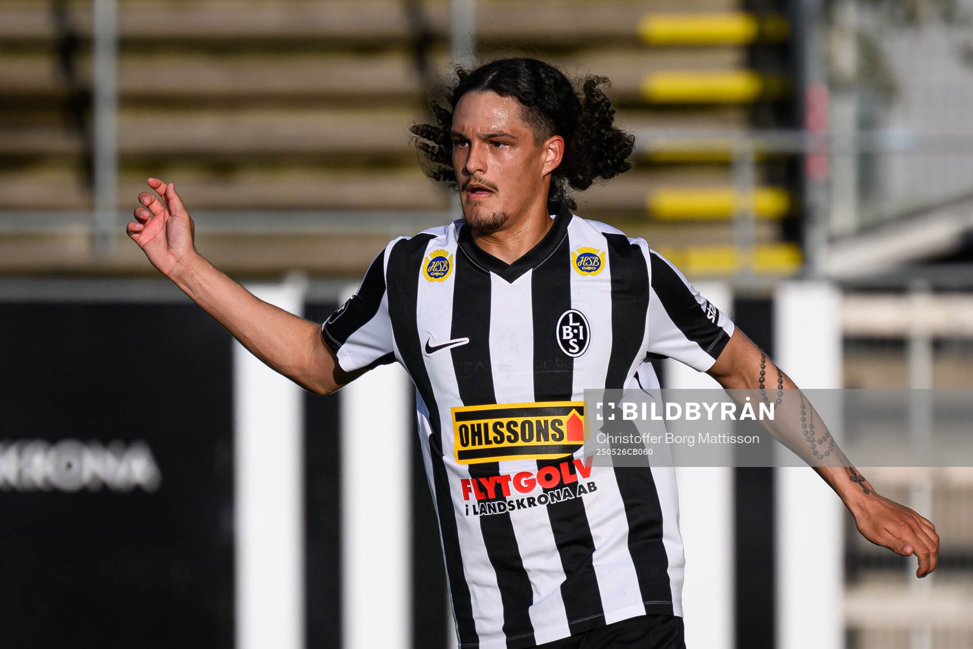 Landskronas André Alvarez Perez under fotbollsmatchen i Superettan mellan Landskrona och Falkenberg den 26 maj 2025 i Landskrona.