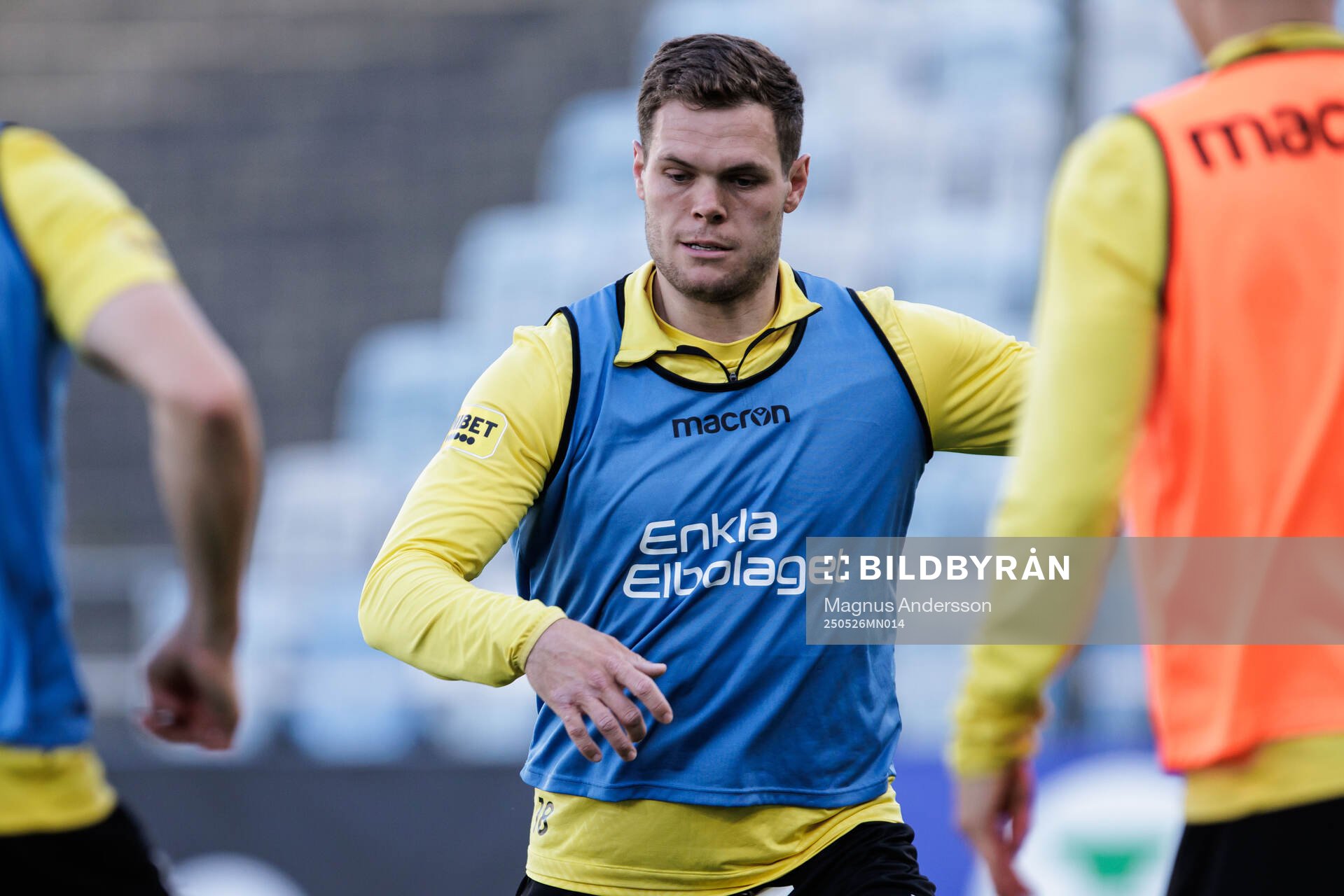 Mjällbys Jacob Bergström inför fotbollsmatchen i Allsvenskan mellan IFK Norrköping och Mjällby den 26 maj 2025 i Norrköping. 