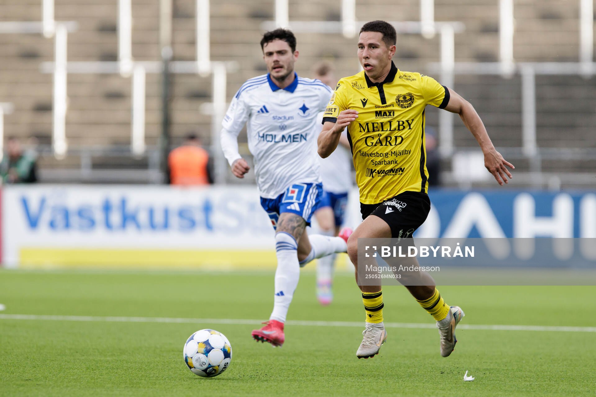 Mjällbys Nicklas Røjkjær under fotbollsmatchen i Allsvenskan mellan IFK Norrköping och Mjällby den 26 maj 2025 i Norrköping. 