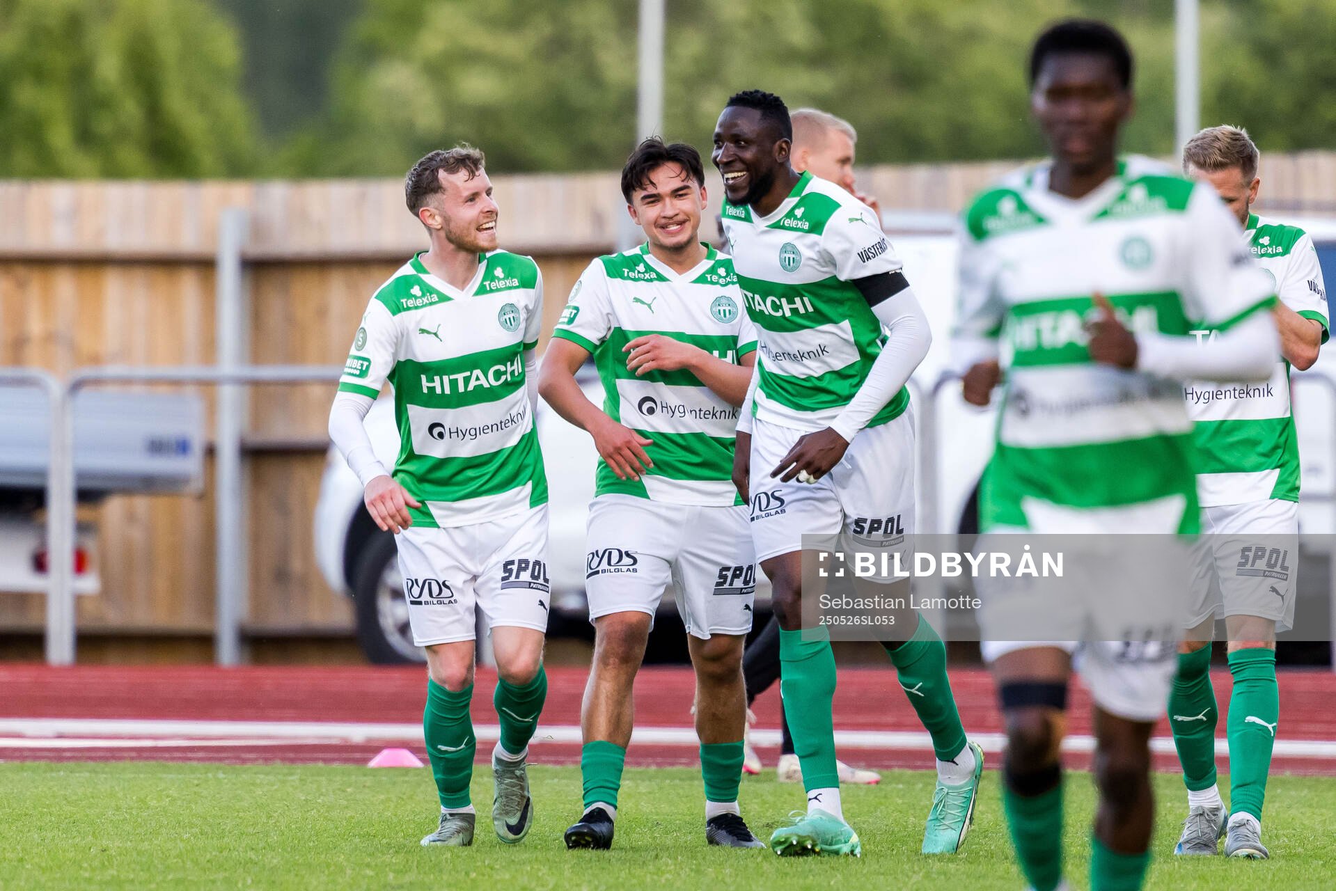 Västerås Frederic Nsabiyumva jublar efter 1-5 under fotbollsmatchen i Superettan mellan Oddevold och Västerås den 26 maj 2025 i Uddevalla.