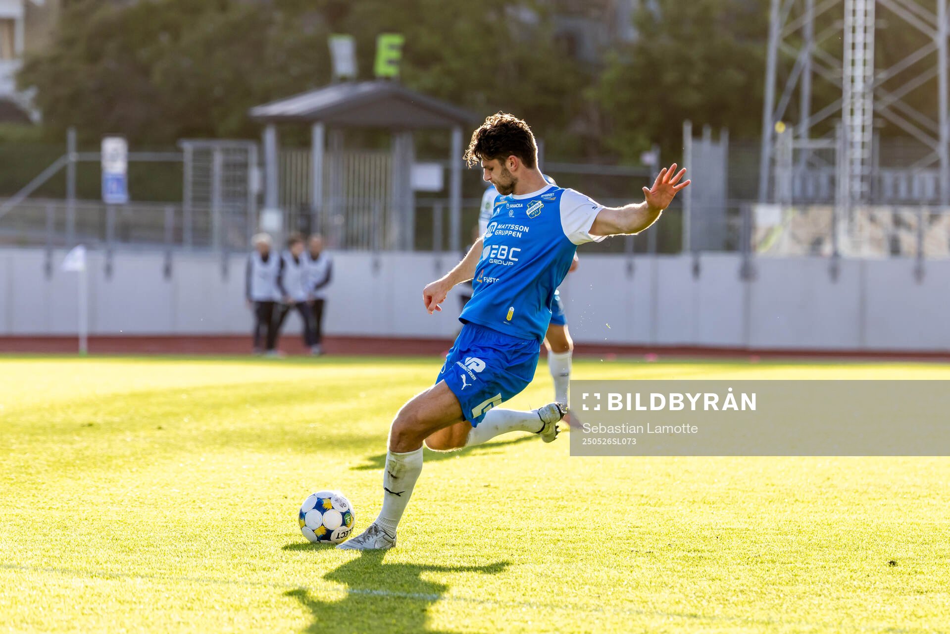 Oddevolds Erik Hedenquist under fotbollsmatchen i Superettan mellan Oddevold och Västerås den 26 maj 2025 i Uddevalla. 