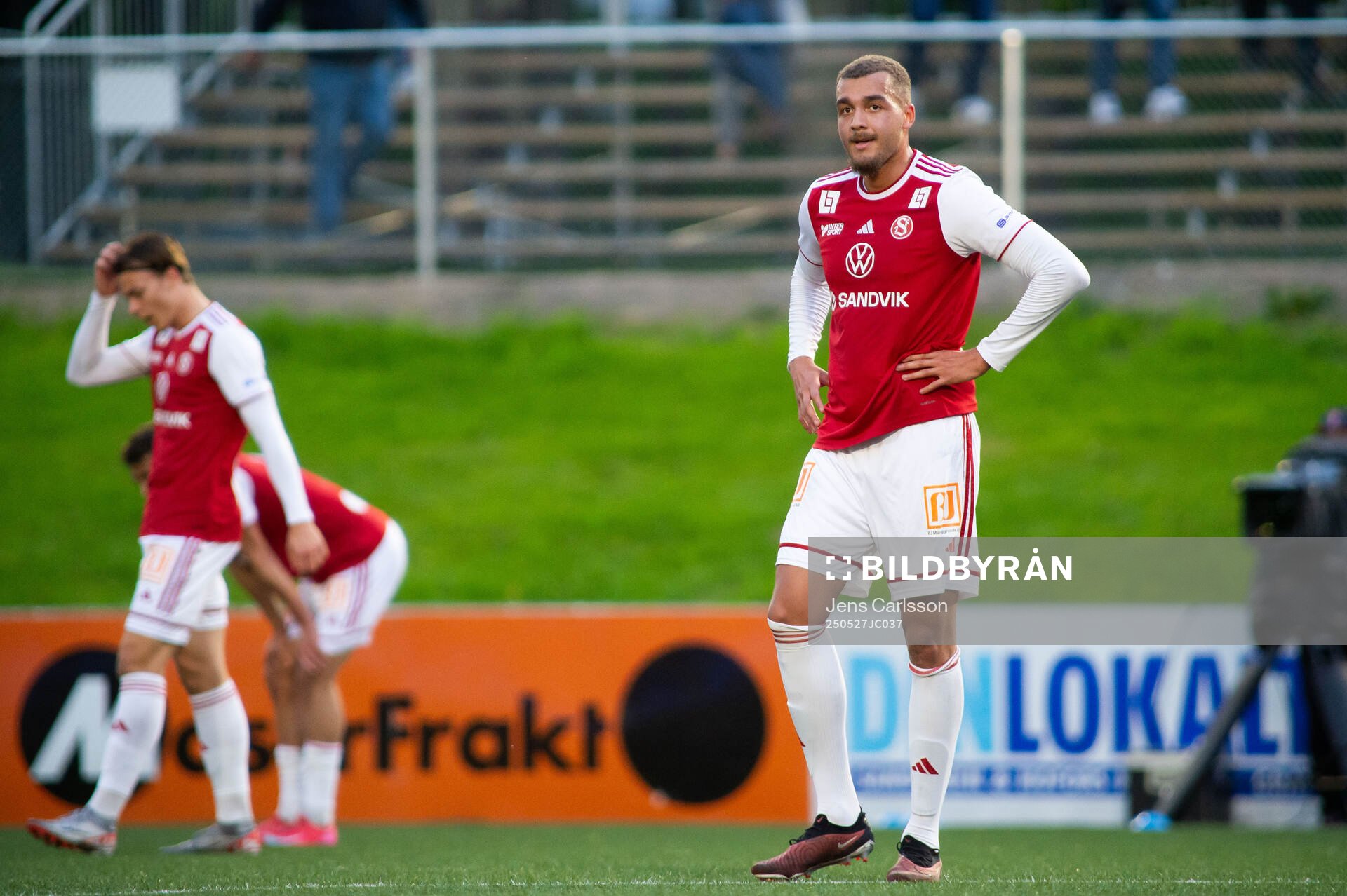 Sandvikens IFs Kim Käck Ofordu deppar