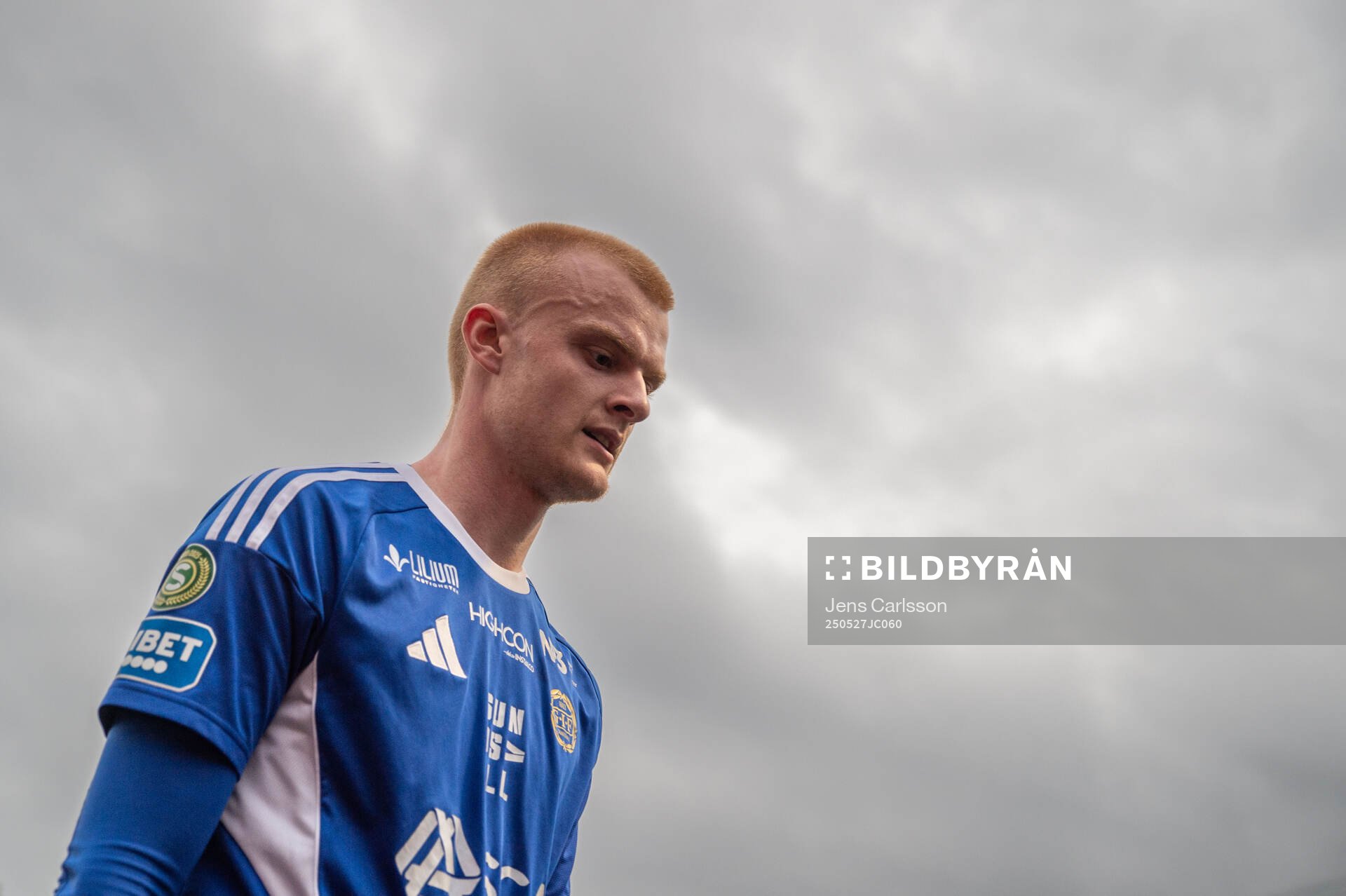 GIF Sundsvalls Lucas Forsberg under fotbollsmatchen i Superettan mellan Sandvikens IF och GIF Sundsvall den 27 maj 2025 i Sandviken.