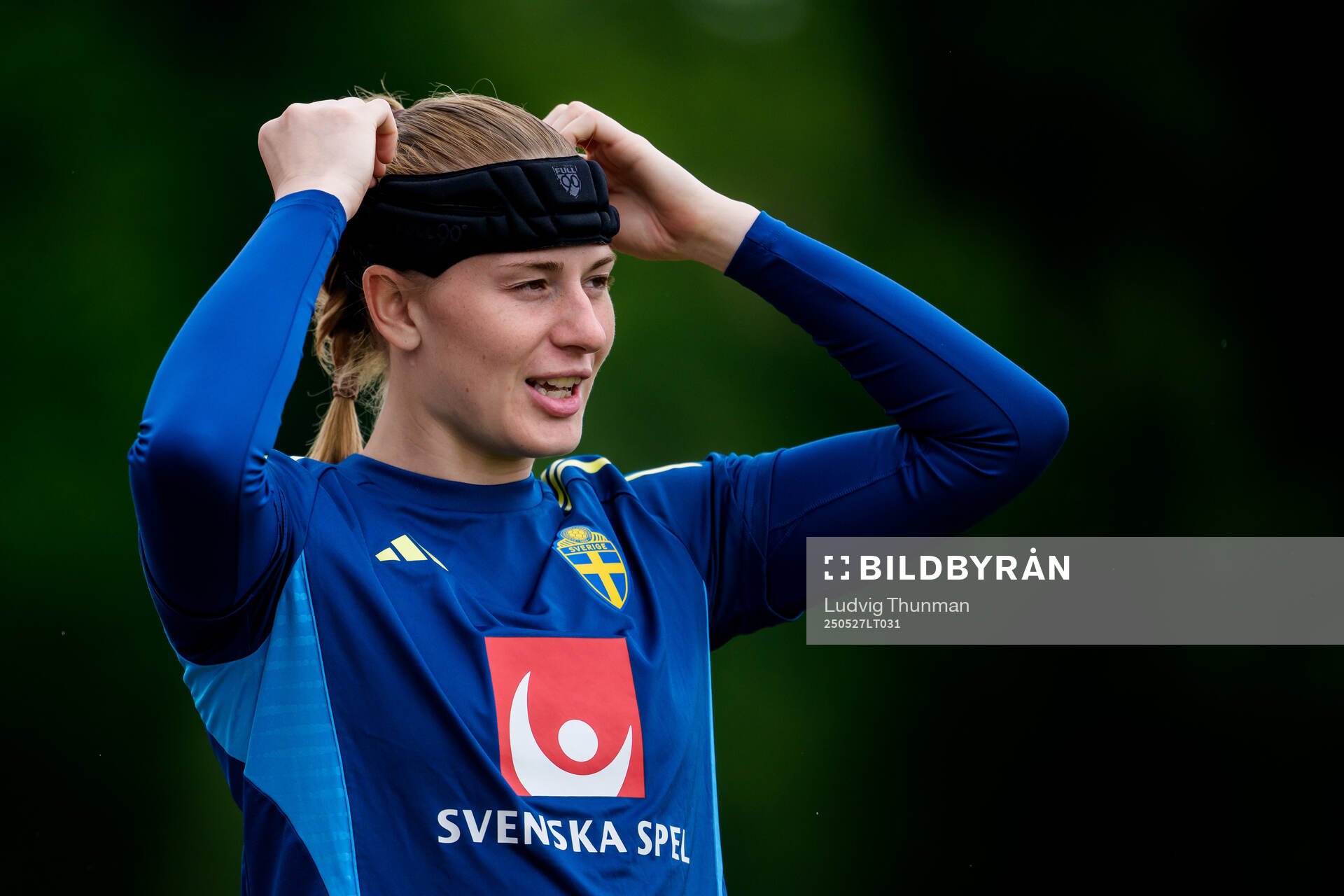 Goalkeeper Tove Enblom of the Swedish women’s national football team during a training session on May 27, 2025 in Fidenza. 