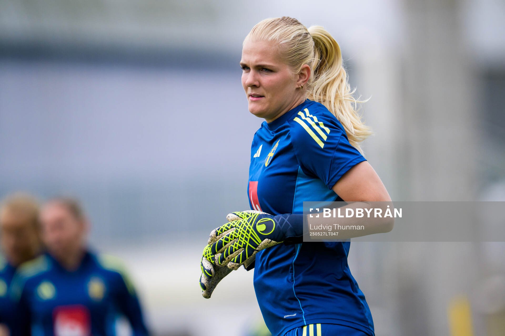Goalkeeper Emma Holmgren of the Swedish women’s national football team during a training session on May 27, 2025 in Fidenza. 