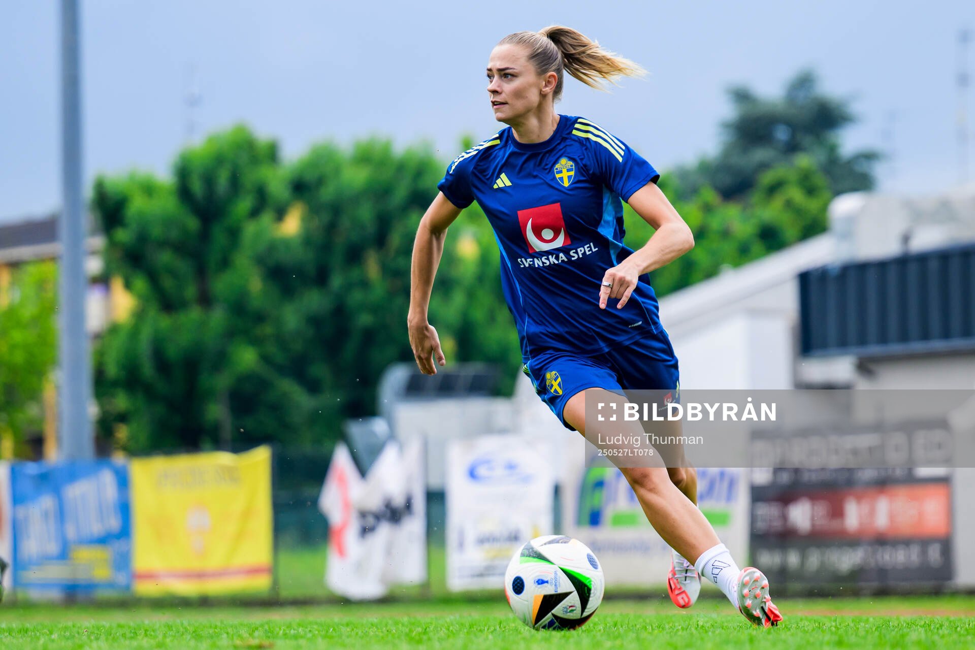 Fridolina Rolfö of the Swedish women’s national football team during a training session on May 27, 2025 in Fidenza. 
