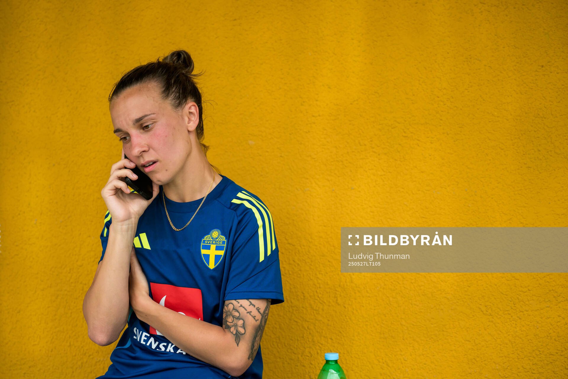 Julia Zigiotti Olme of the Swedish women’s national football team is interviewed by the media after a training session on May 27, 2025 in Fidenza. 