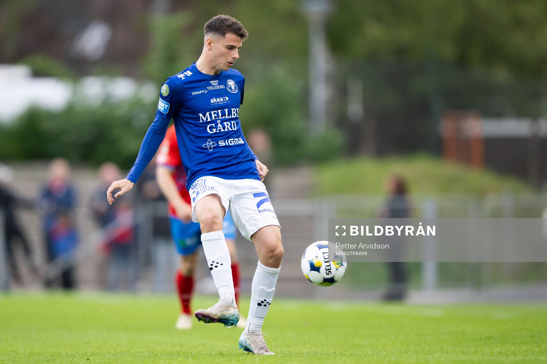 Trelleborgs Eren Alievski under fotbollsmatchen i Superettan mellan Trelleborg och Helsingborg den 27 maj 2025 i Trelleborg. 