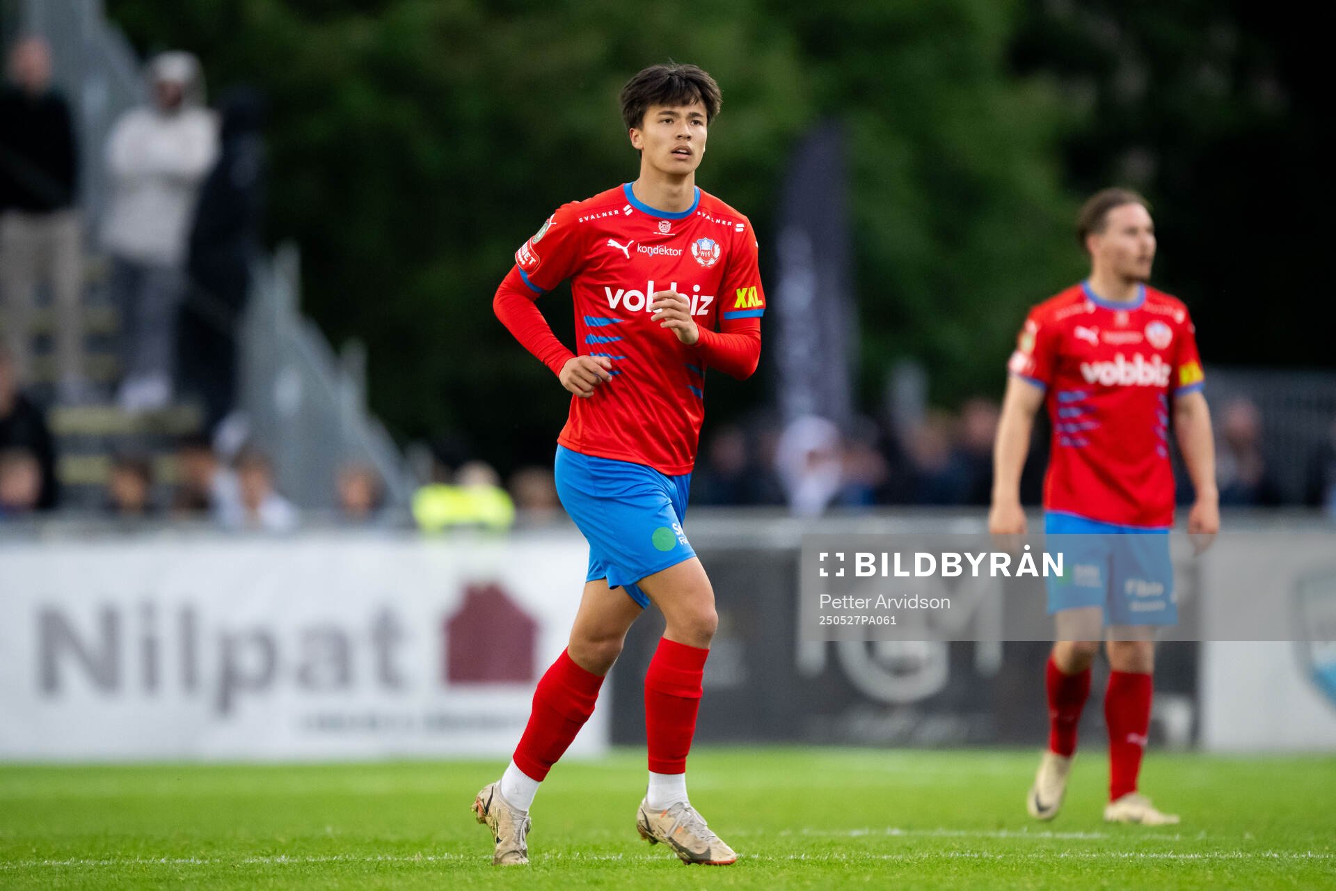 Helsingborgs Max Bjurström under fotbollsmatchen i Superettan mellan Trelleborg och Helsingborg den 27 maj 2025 i Trelleborg. 
