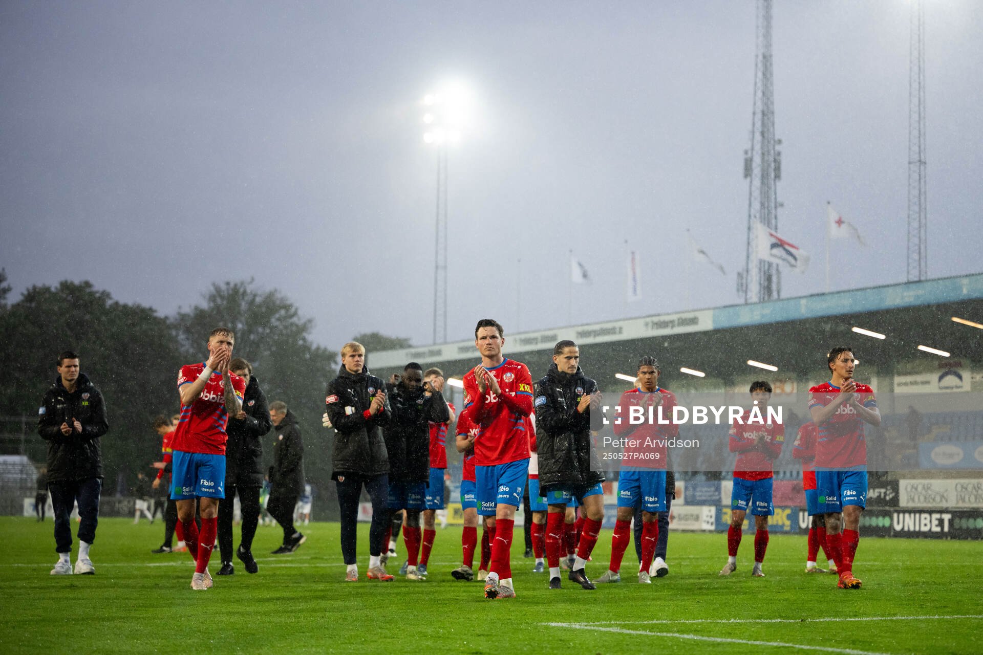 Helsingborgs Max Svensson deppar med lagkamrater