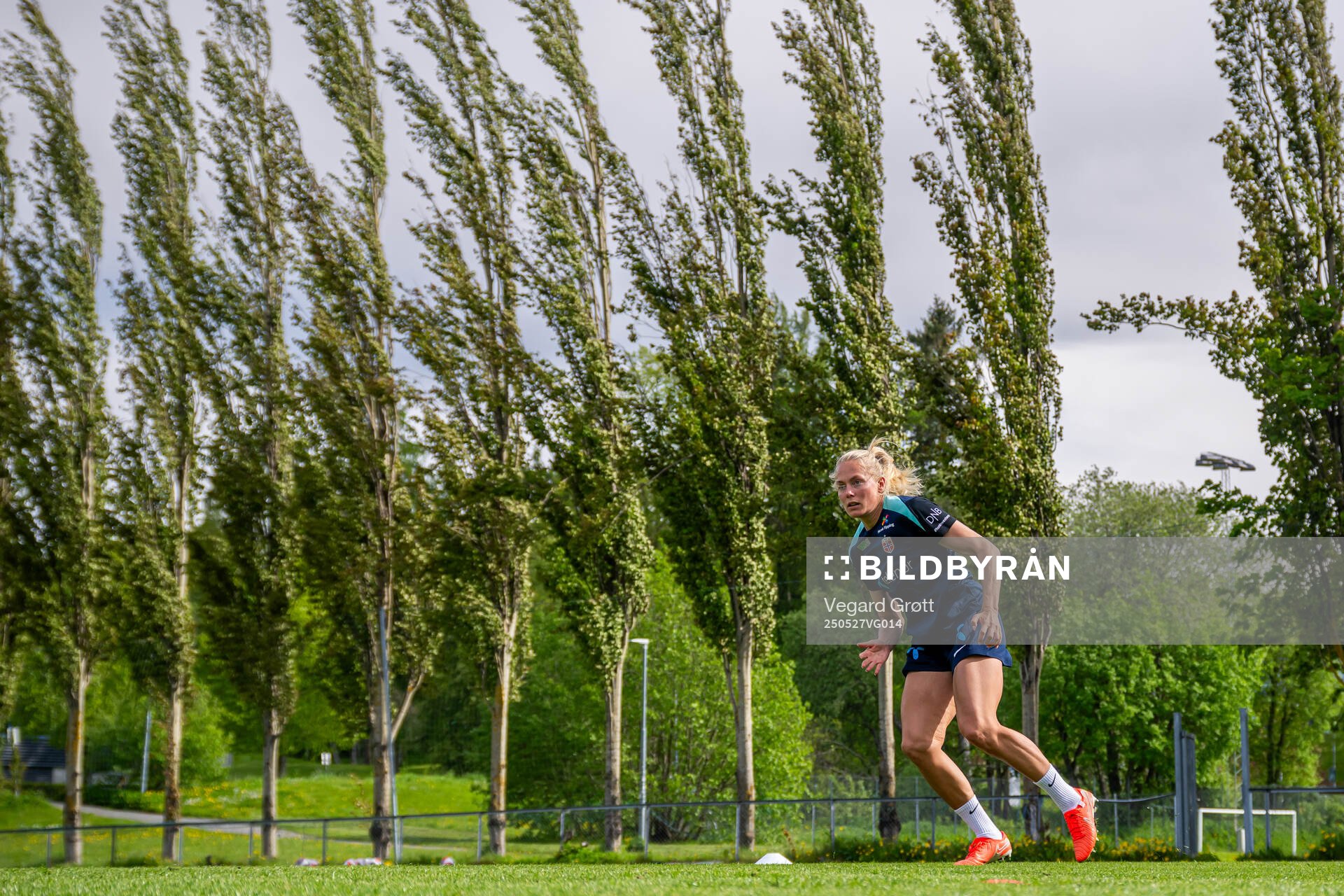 Guro Bergsvand of the Norwegian women's national football team during a training session on May 27, 2025 in Trondheim. 