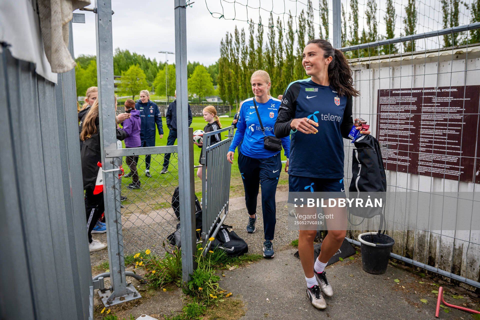 Team manager Jeanette Ringstad and Ingrid Syrstad Engen of the Norwegian women's national football team after a training session on May 27, 2025 in Trondheim.