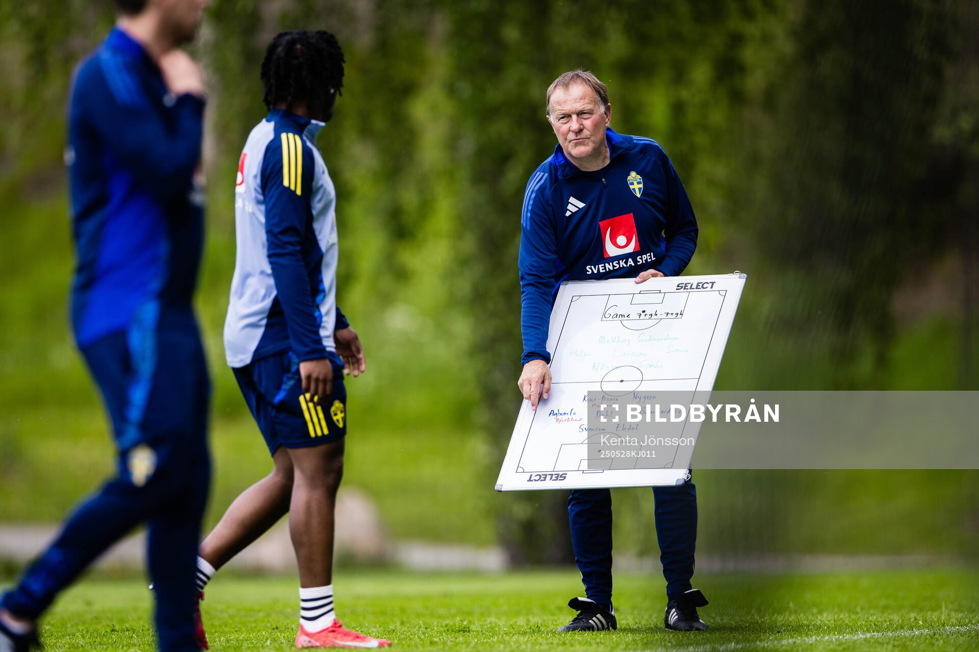 Assistant coach Remy Reijnierse of the Swedish men's national football team during a training session on May 28, 2025 in Stockholm. 