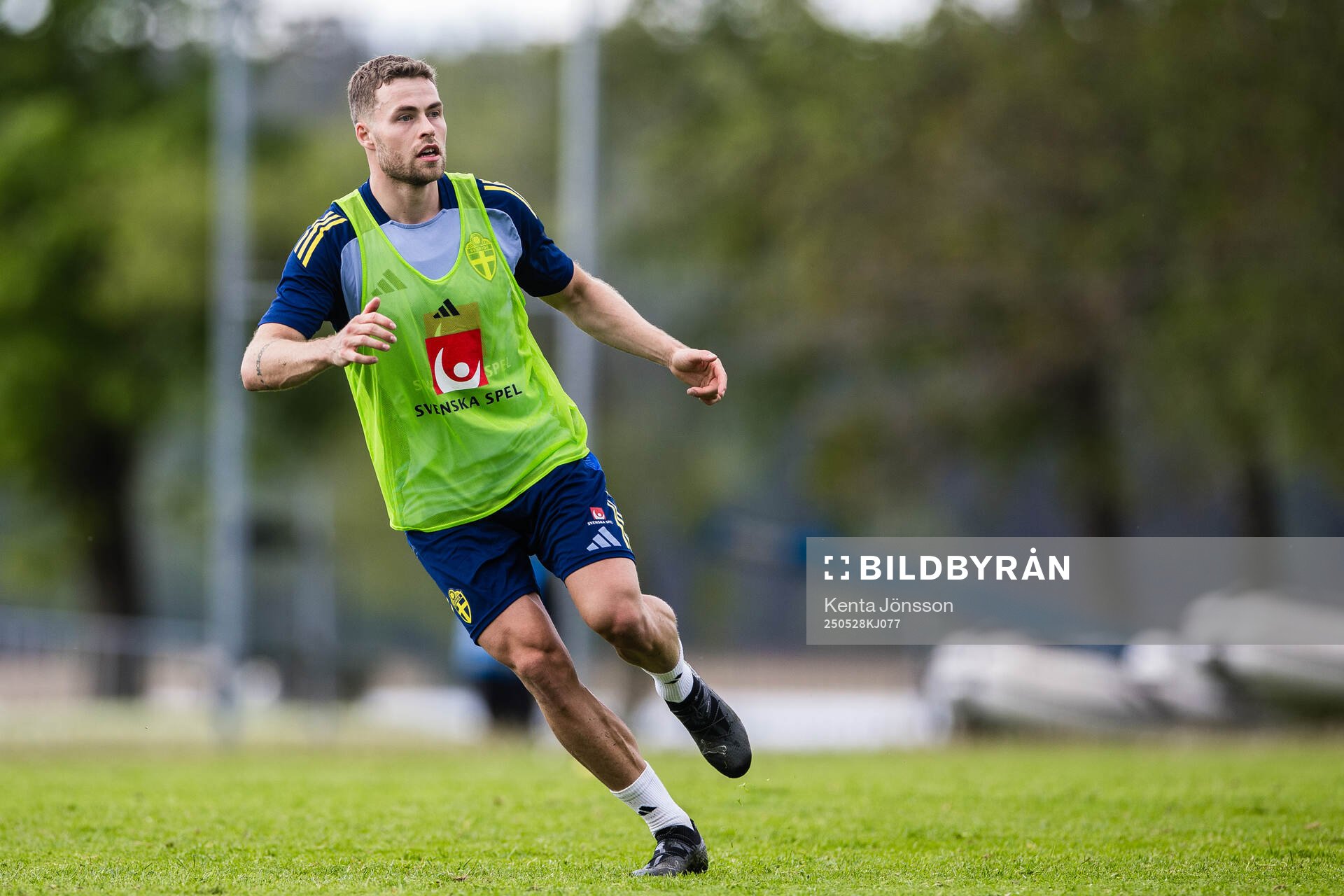 Gabriel Gudmundsson of the Swedish men's national football team during a training session on May 28, 2025 in Stockholm. 