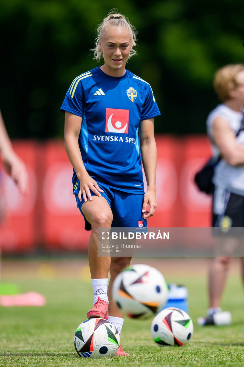 Hanna Bennison of the Swedish women’s national football team during a training session on May 28, 2025 in Fidenza. 